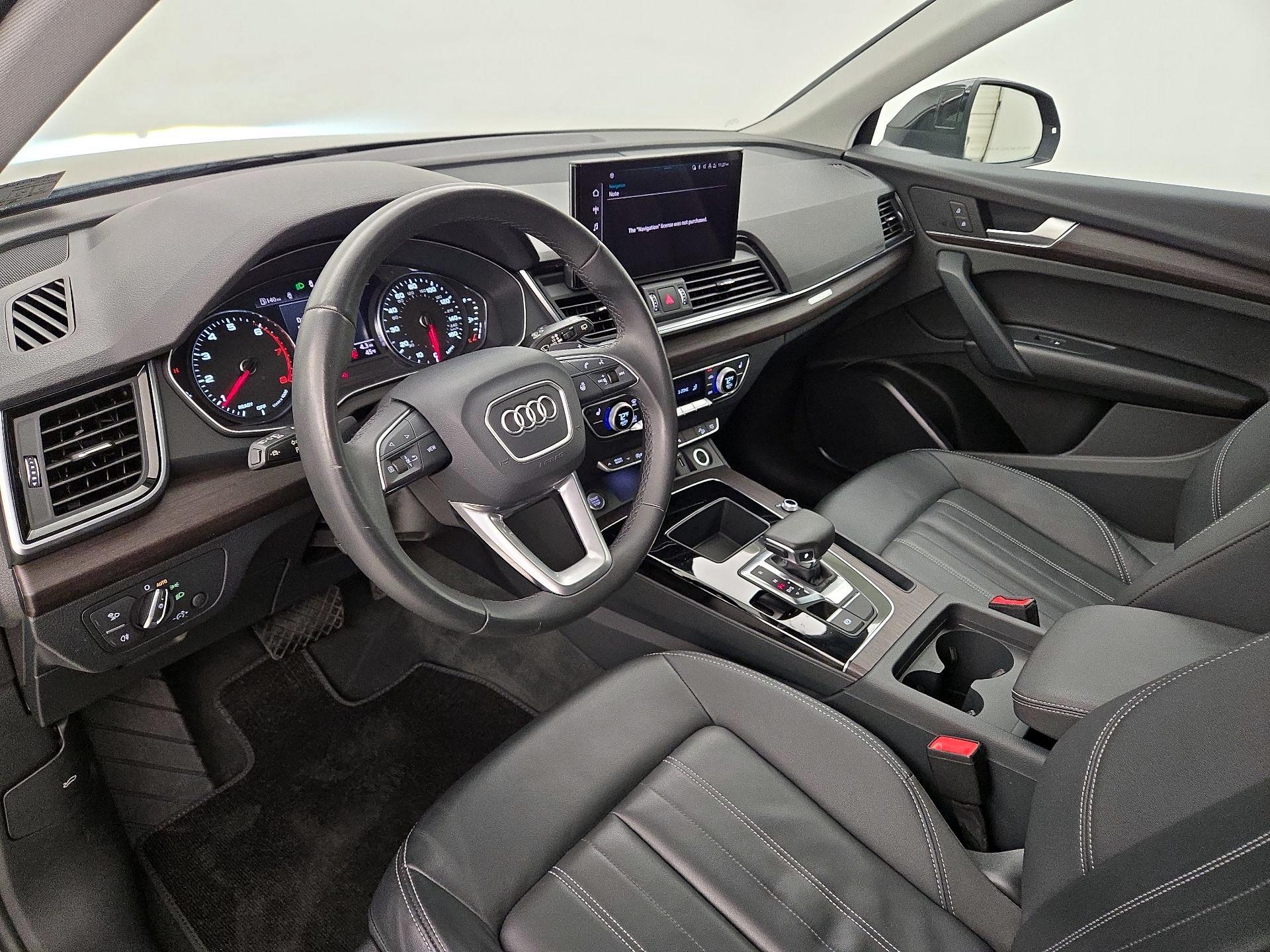 Thumbnail: 2023 Audi Q5 - 11