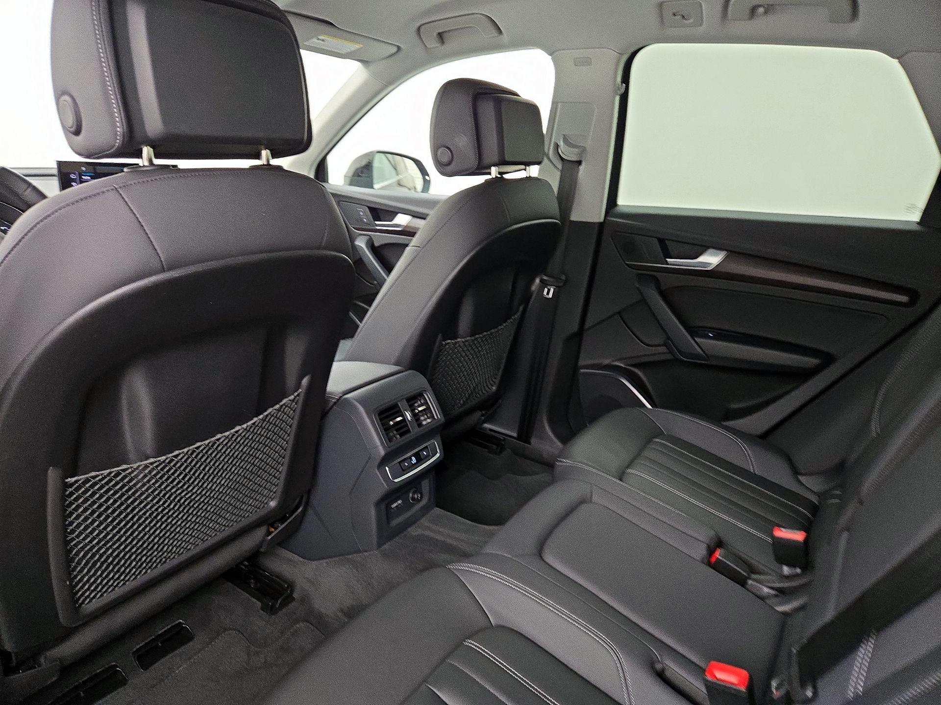Thumbnail: 2023 Audi Q5 - 19