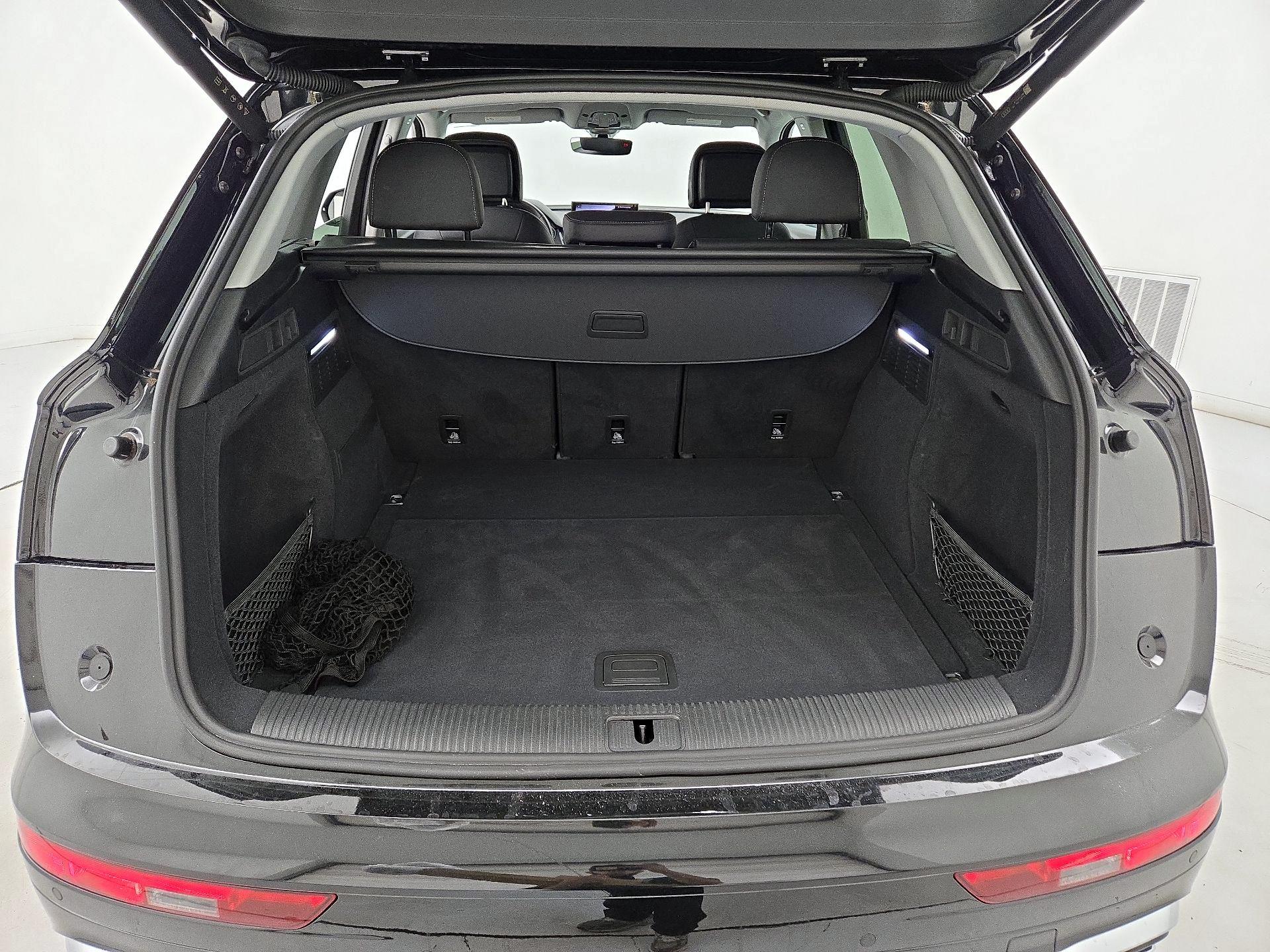 Thumbnail: 2023 Audi Q5 - 20