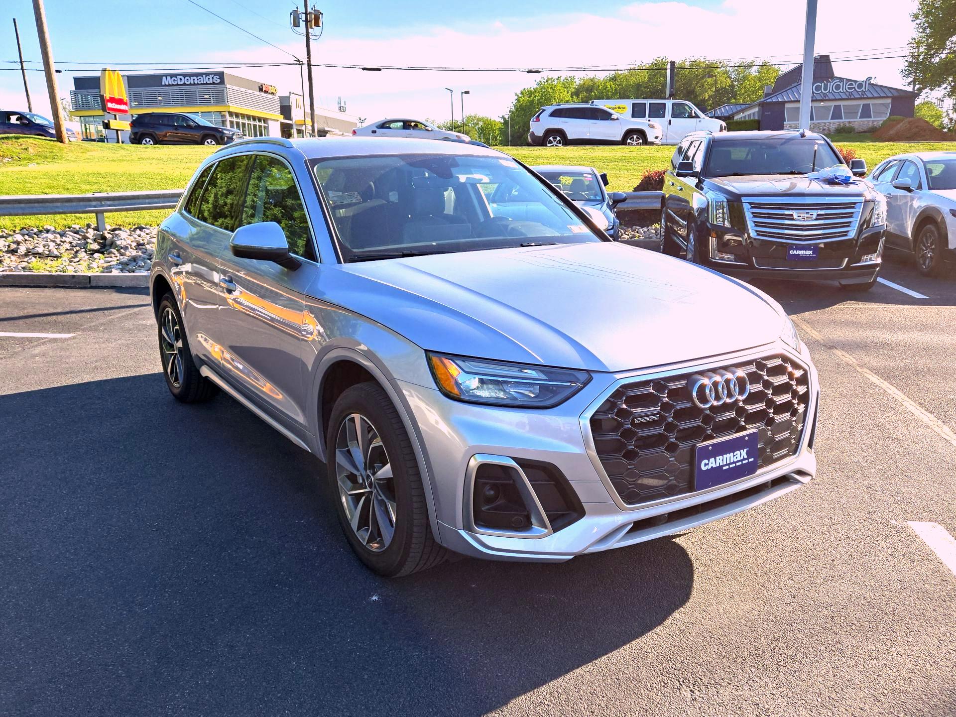 Thumbnail: 2023 Audi Q5 - 1