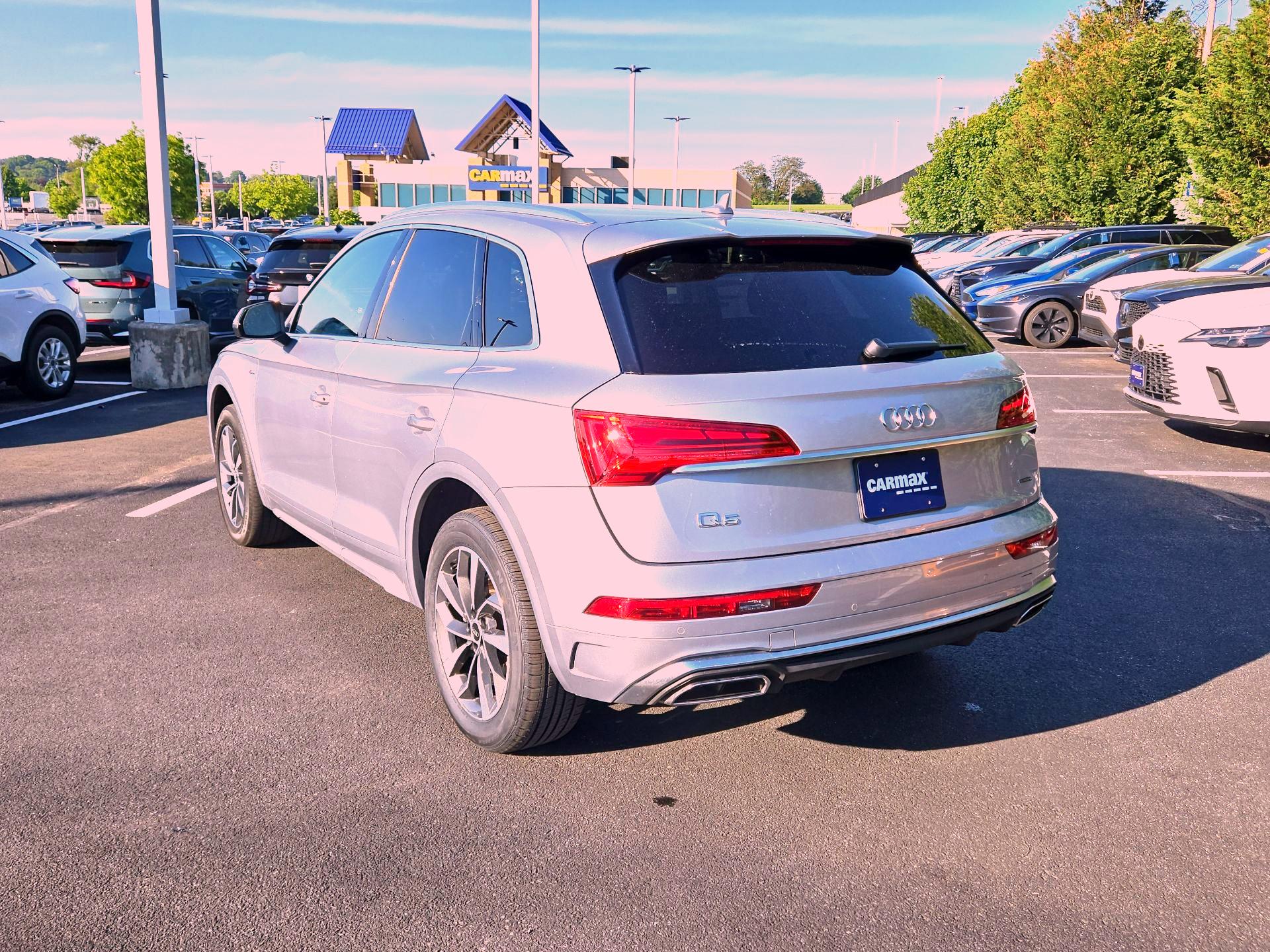 Thumbnail: 2023 Audi Q5 - 7