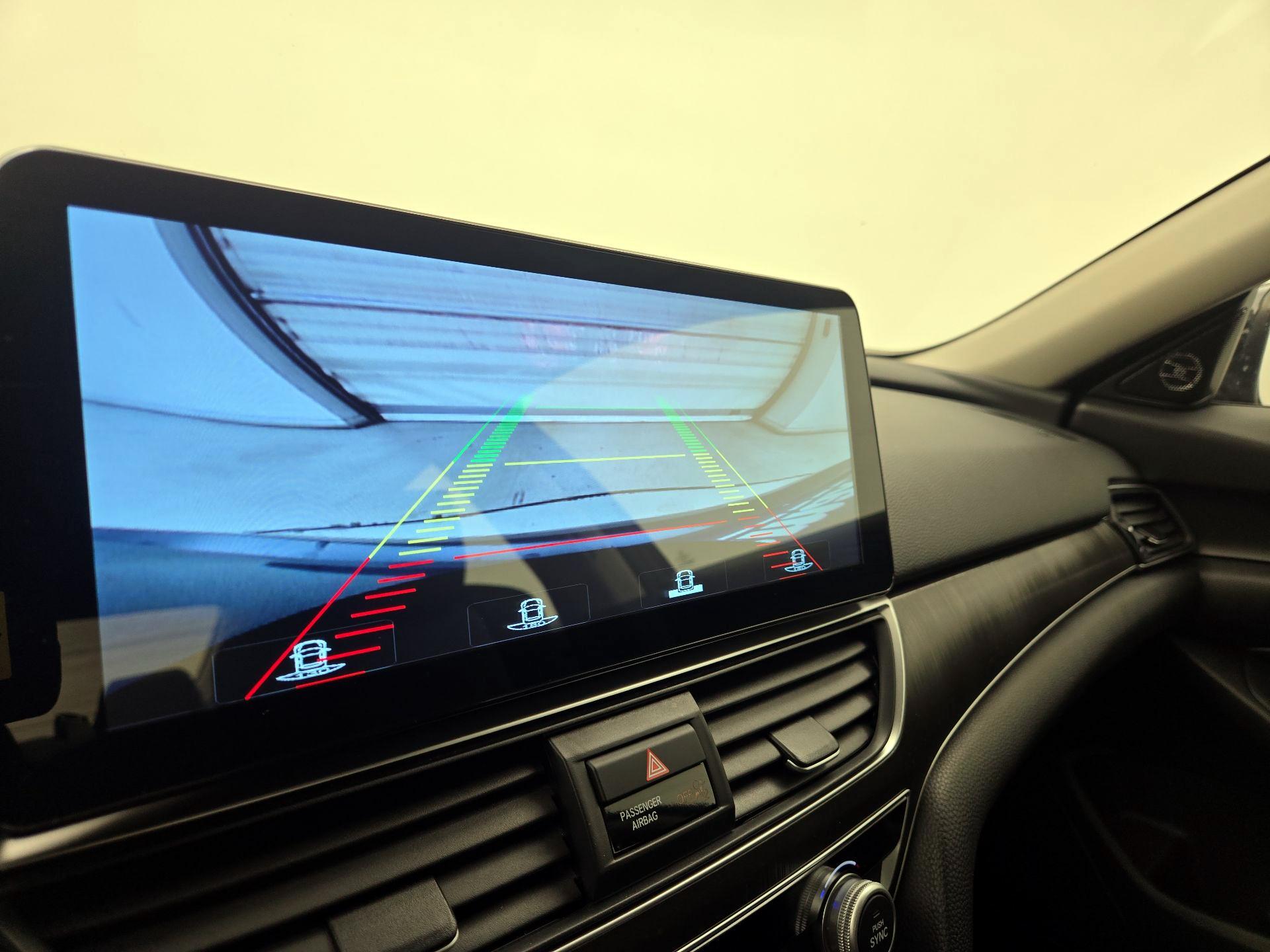 Thumbnail: 2019 Honda Accord - 14