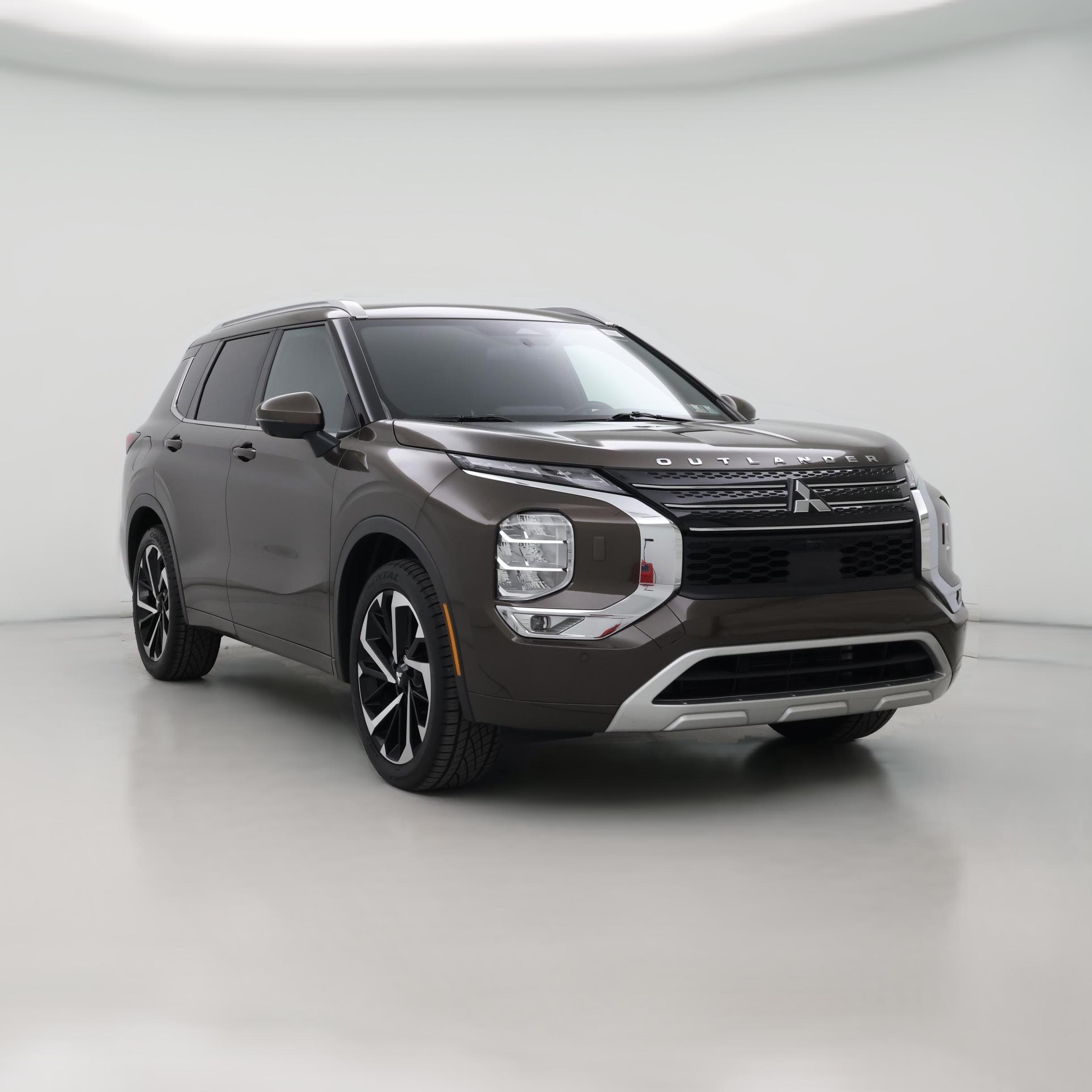 Thumbnail: 2022 Mitsubishi Outlander - 1