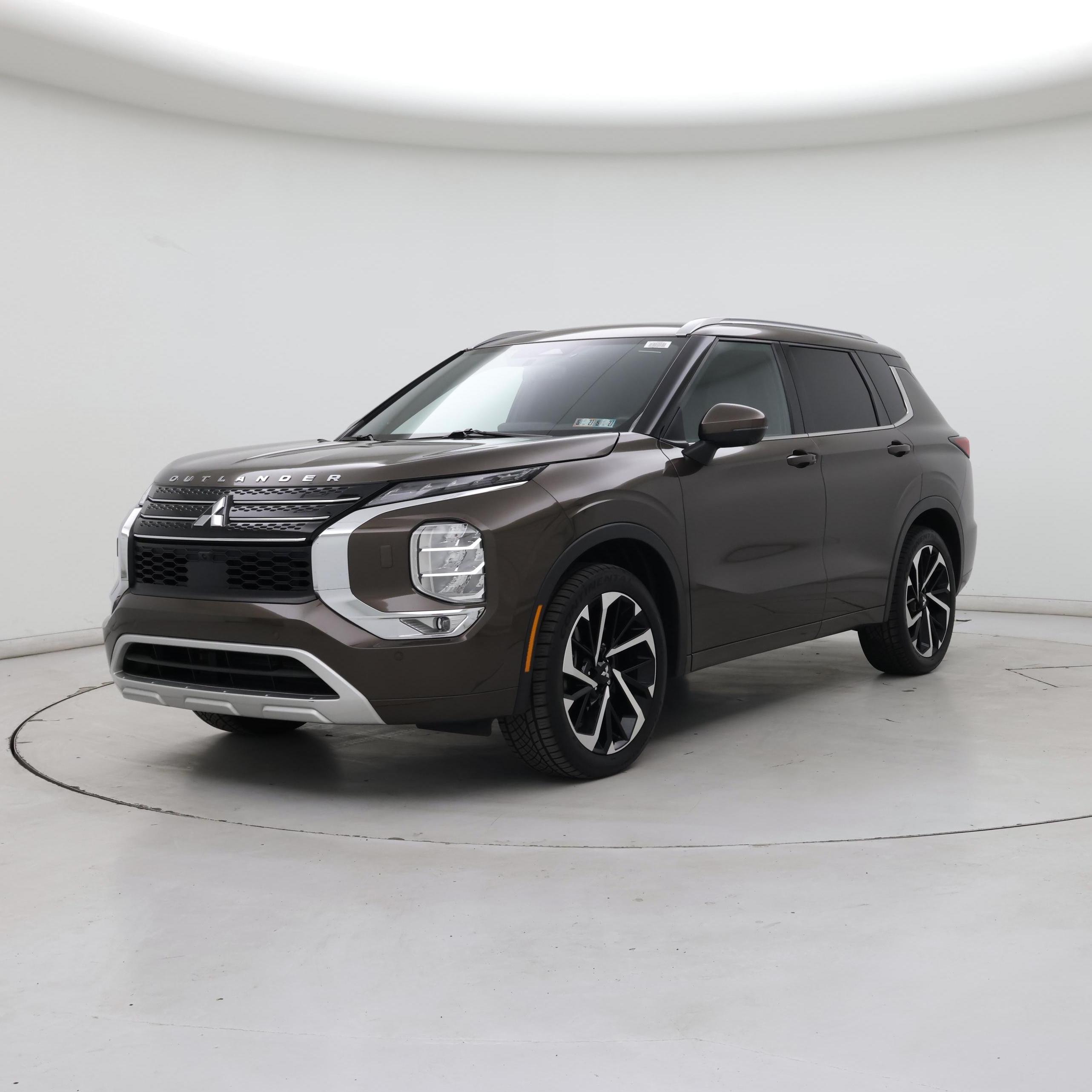 Thumbnail: 2022 Mitsubishi Outlander - 4