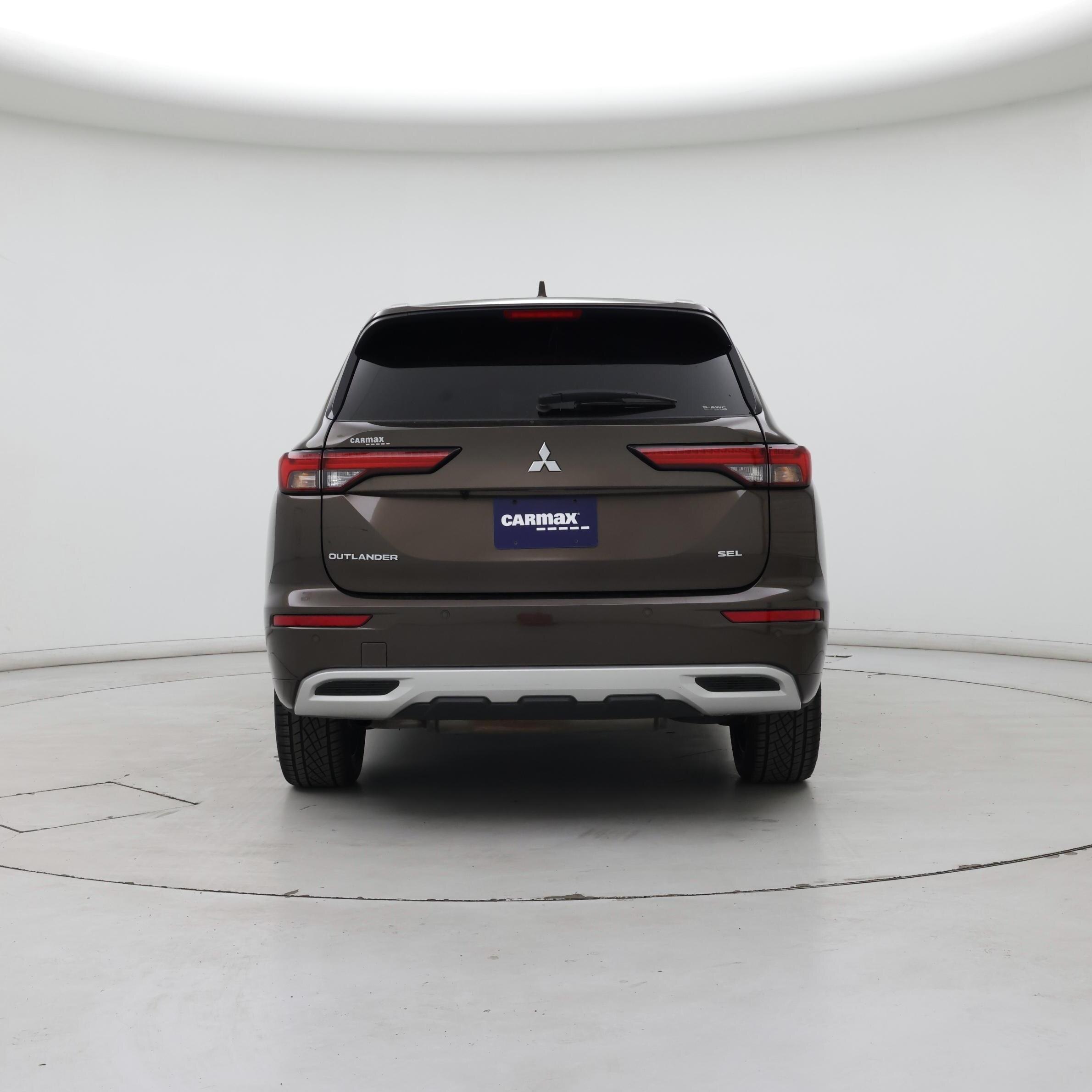 Thumbnail: 2022 Mitsubishi Outlander - 6