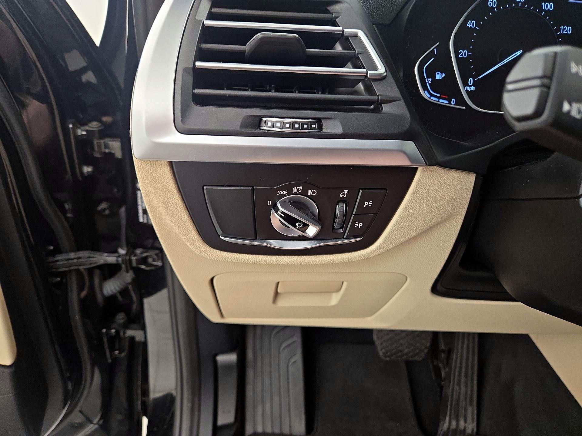 Thumbnail: 2022 BMW X3 - 13
