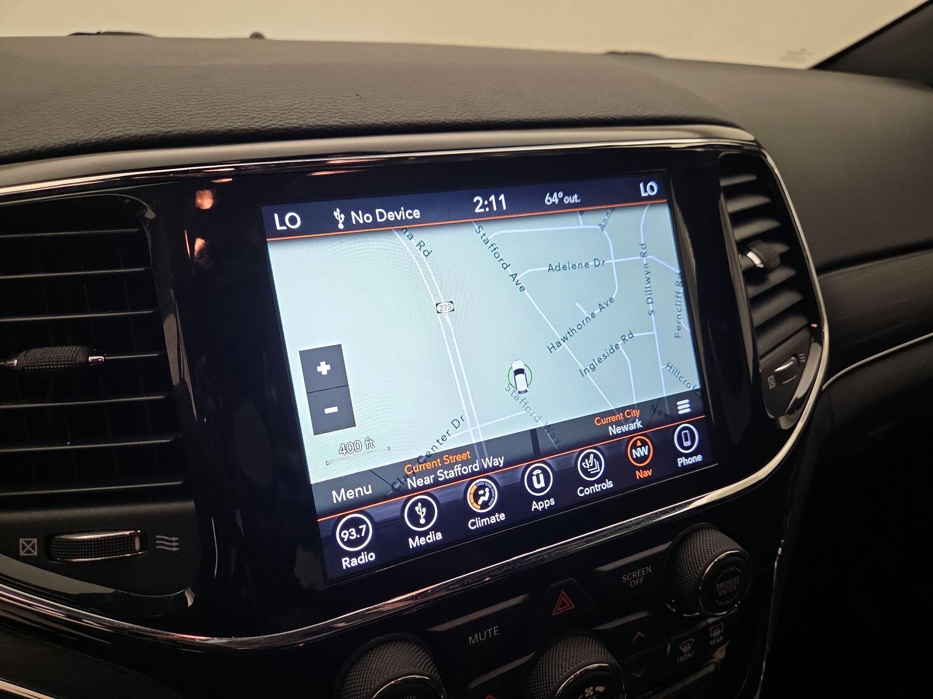Thumbnail: 2019 Jeep Grand Cherokee - 14