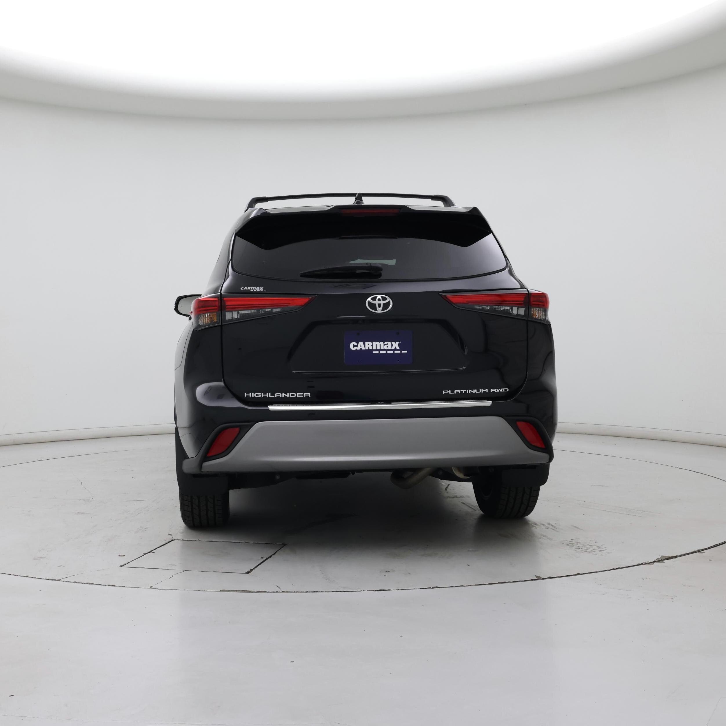 Thumbnail: 2023 Toyota Highlander - 6