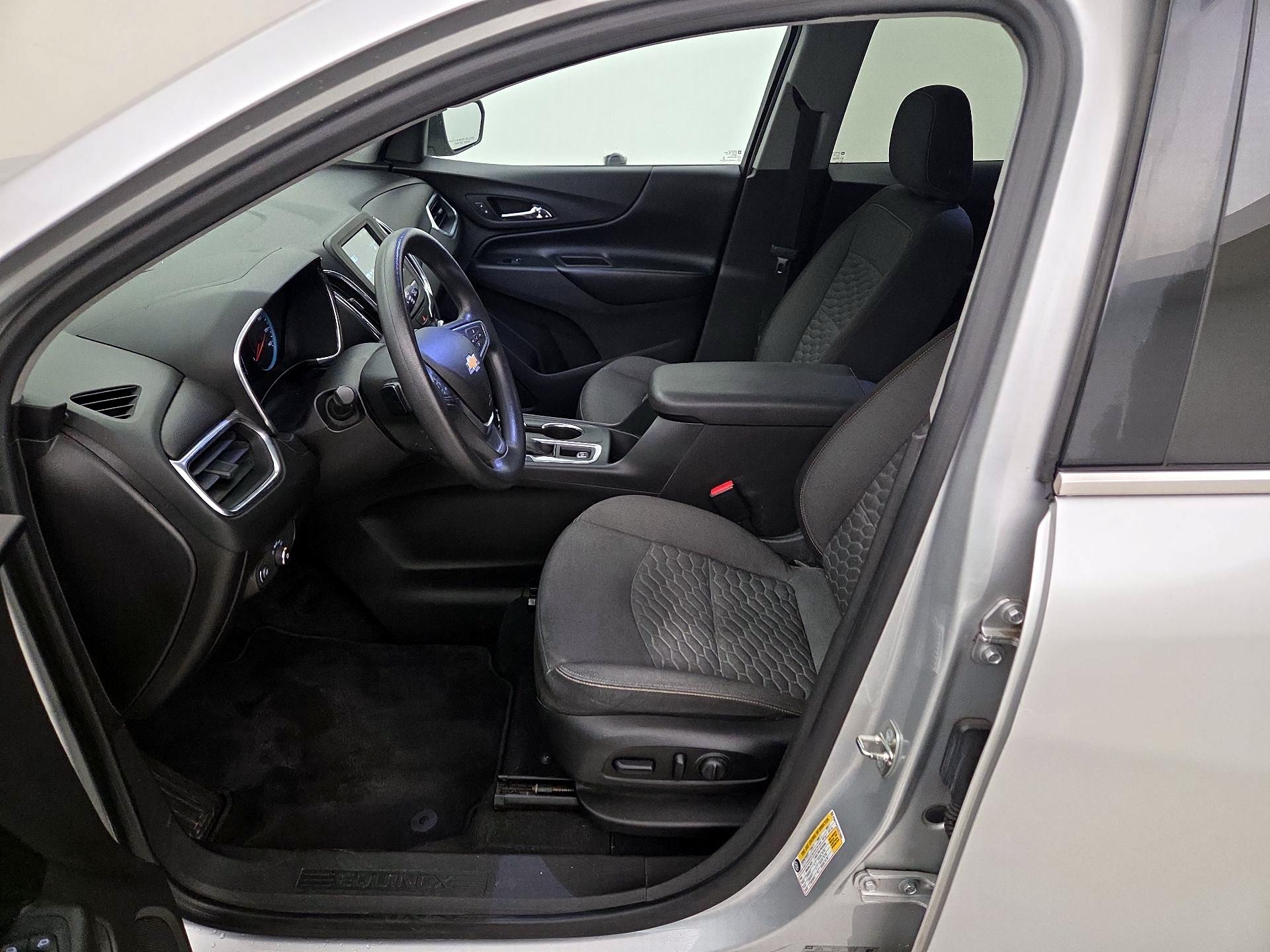 Thumbnail: 2018 Chevrolet Equinox - 11