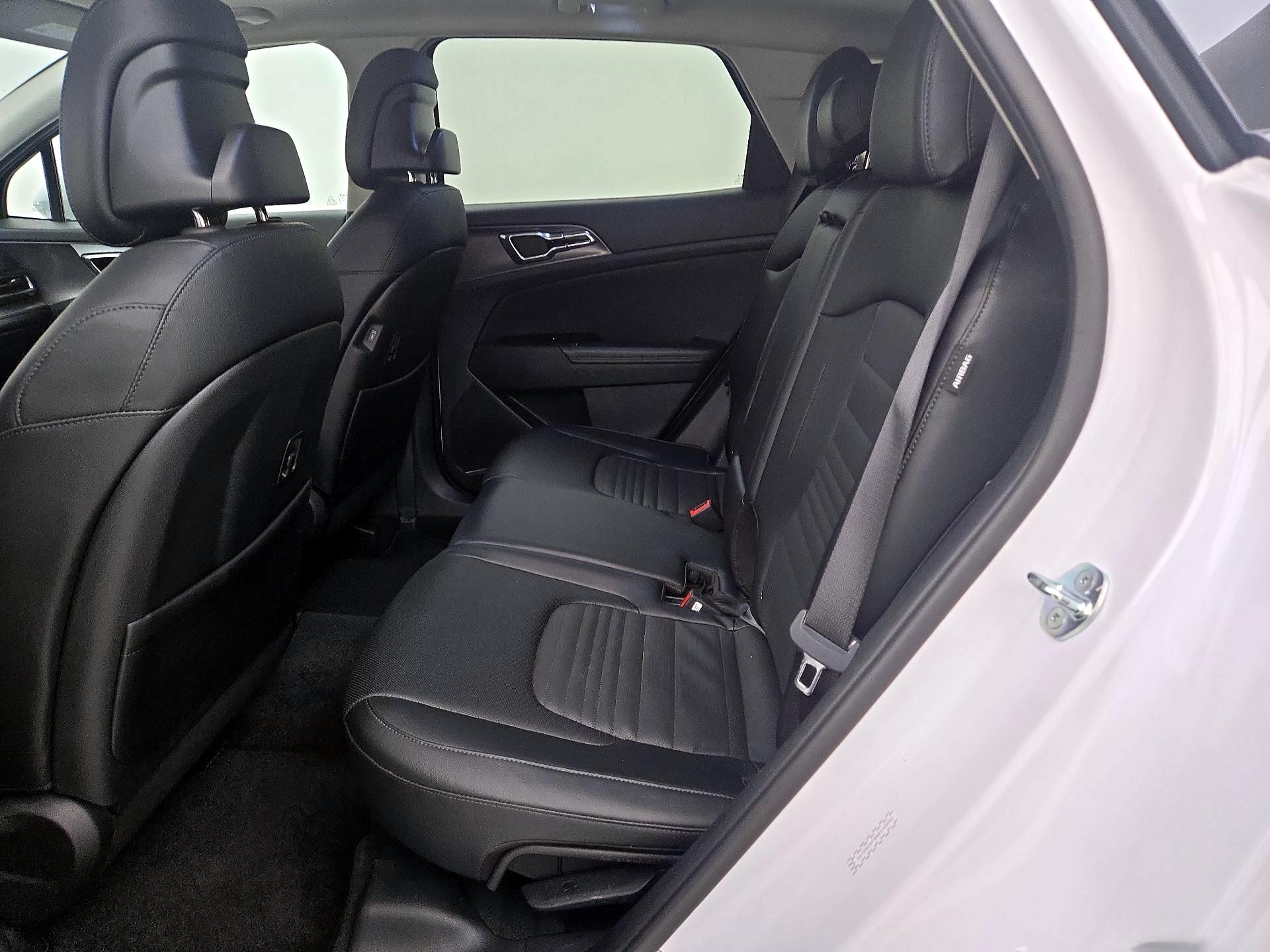 Thumbnail: 2024 Kia Sportage - 19