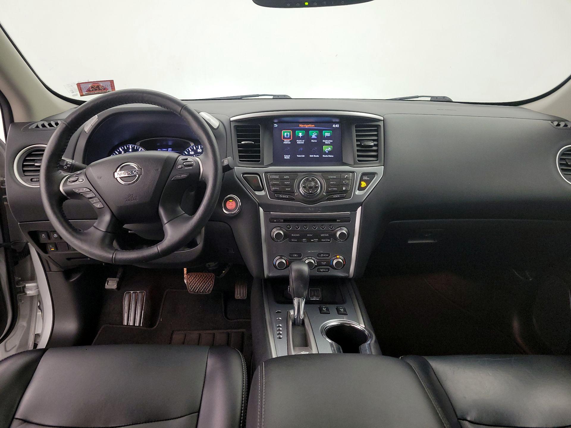 Thumbnail: 2020 Nissan Pathfinder - 9