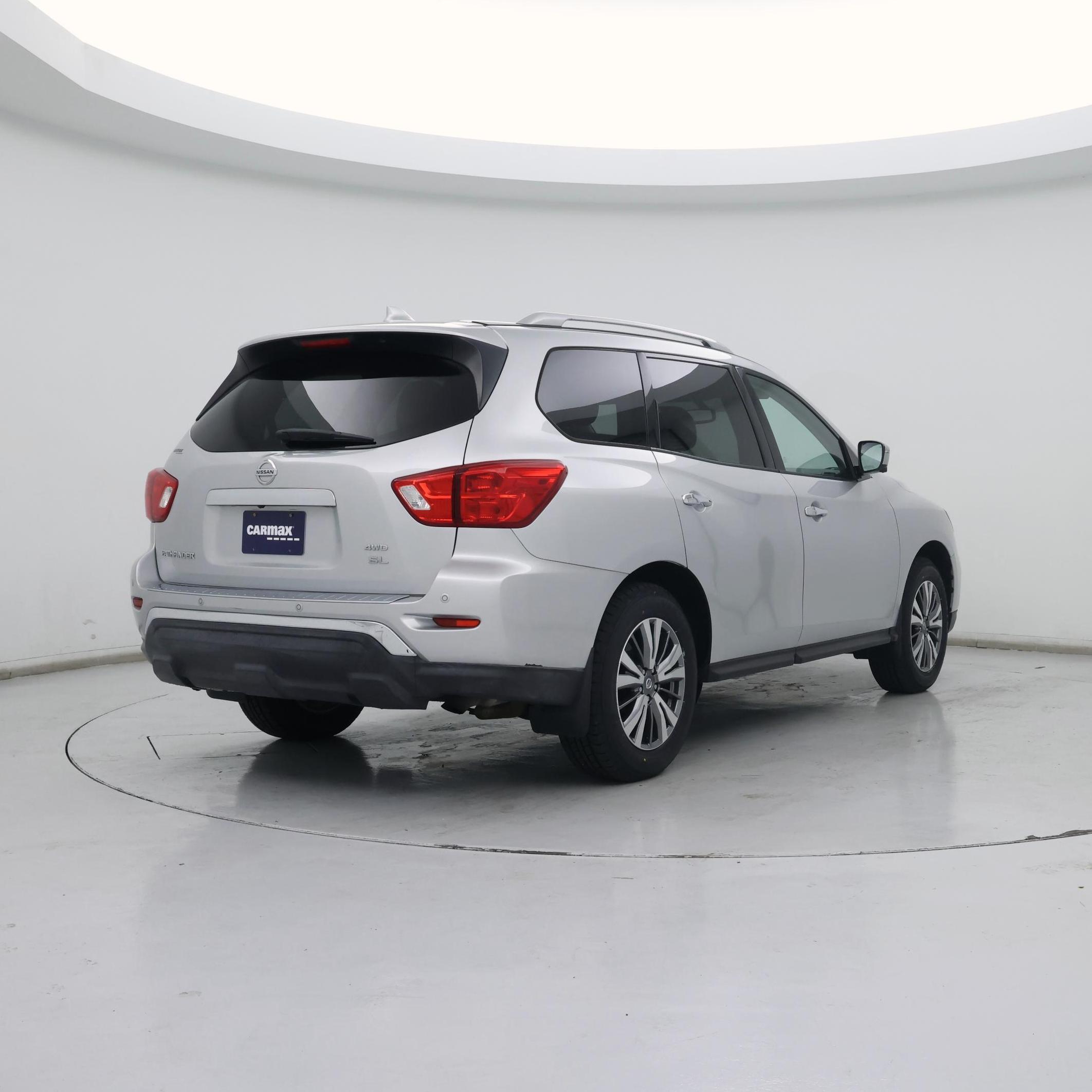 Thumbnail: 2020 Nissan Pathfinder - 8