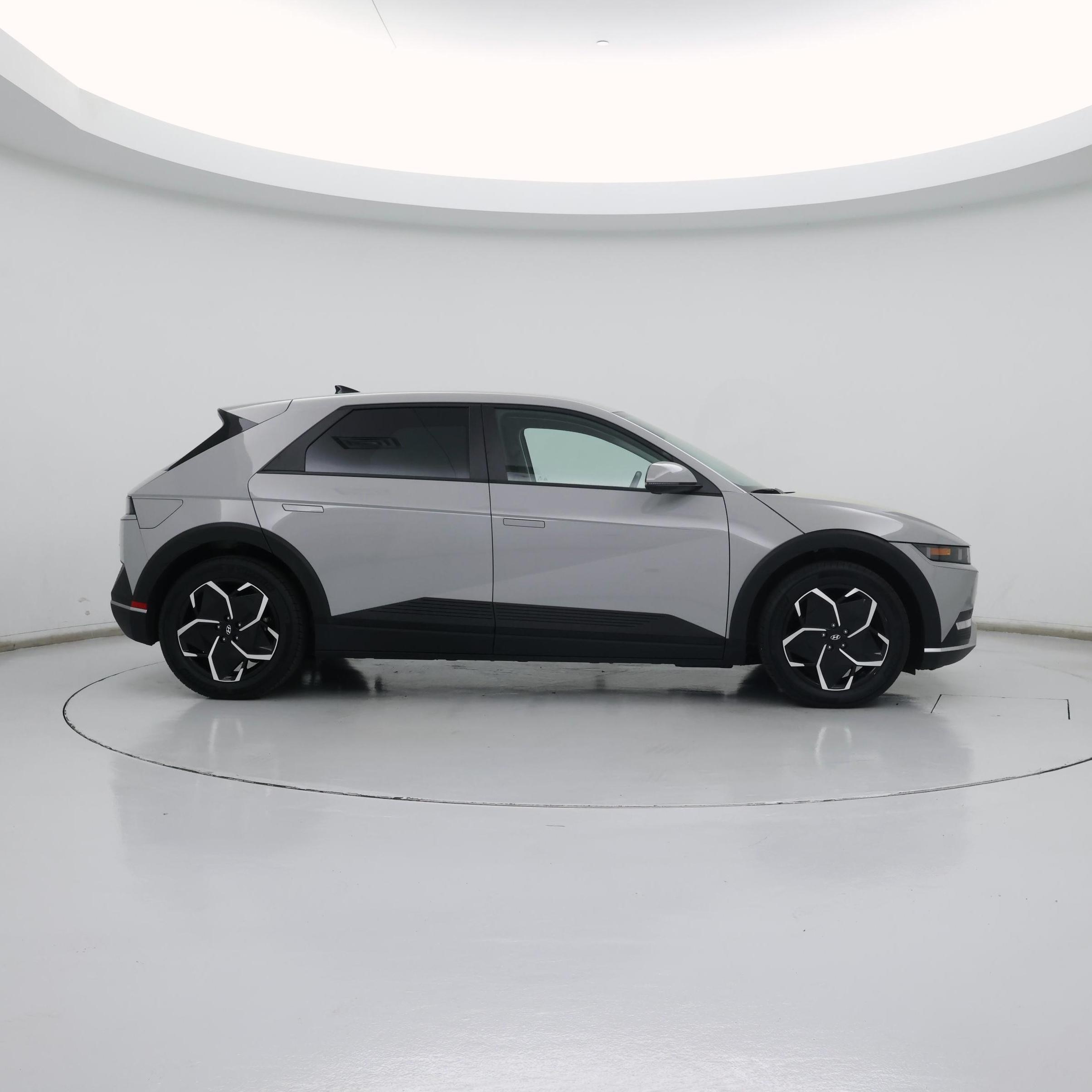Thumbnail: 2024 Hyundai Ioniq 5 - 7