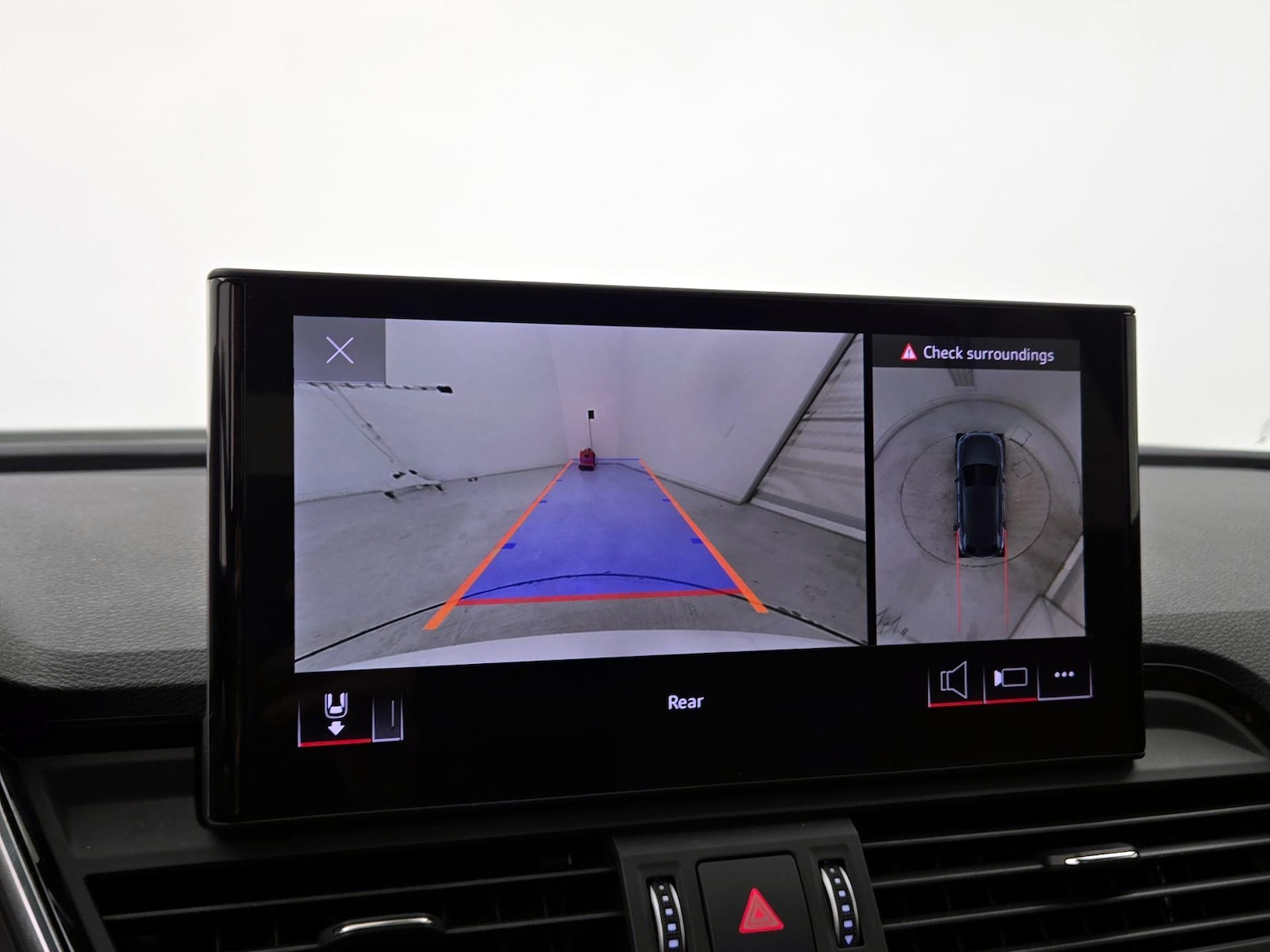 2023 Audi Q5 Premium Plus - Photo 16