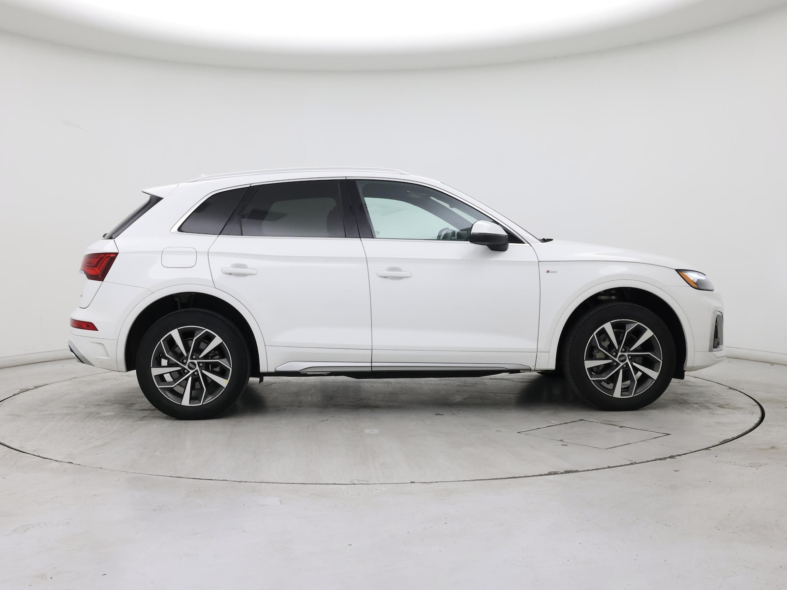 2023 Audi Q5 Premium Plus - Photo 8
