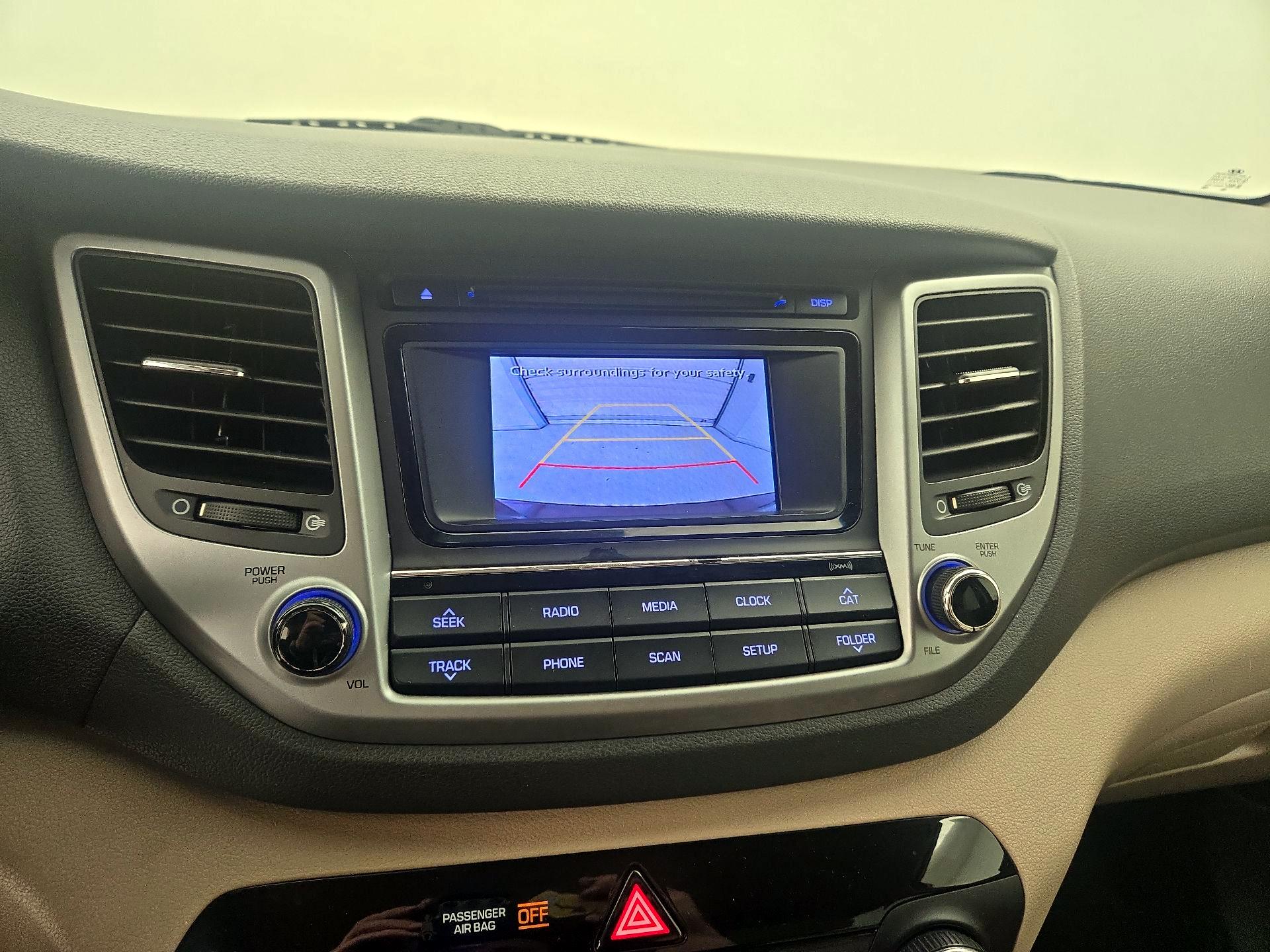 Thumbnail: 2016 Hyundai Tucson - 14
