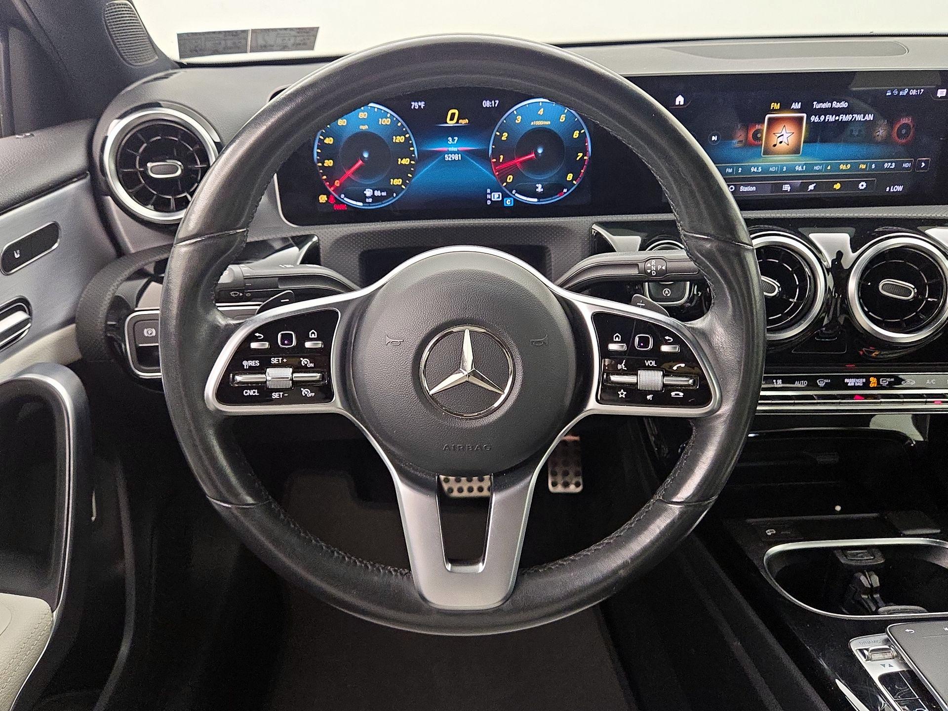 Thumbnail: 2020 Mercedes-Benz A-Class - 10