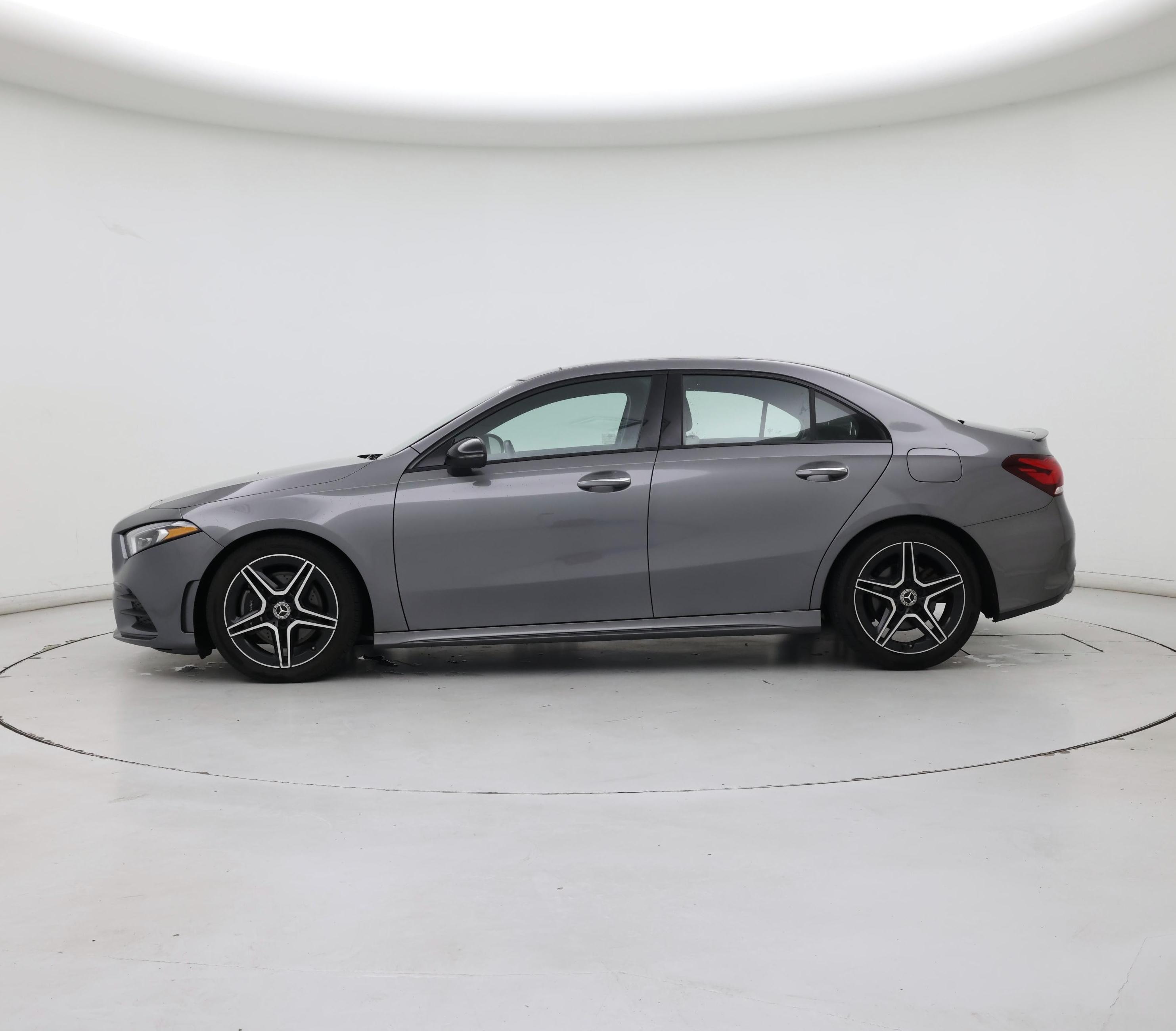 Thumbnail: 2020 Mercedes-Benz A-Class - 3