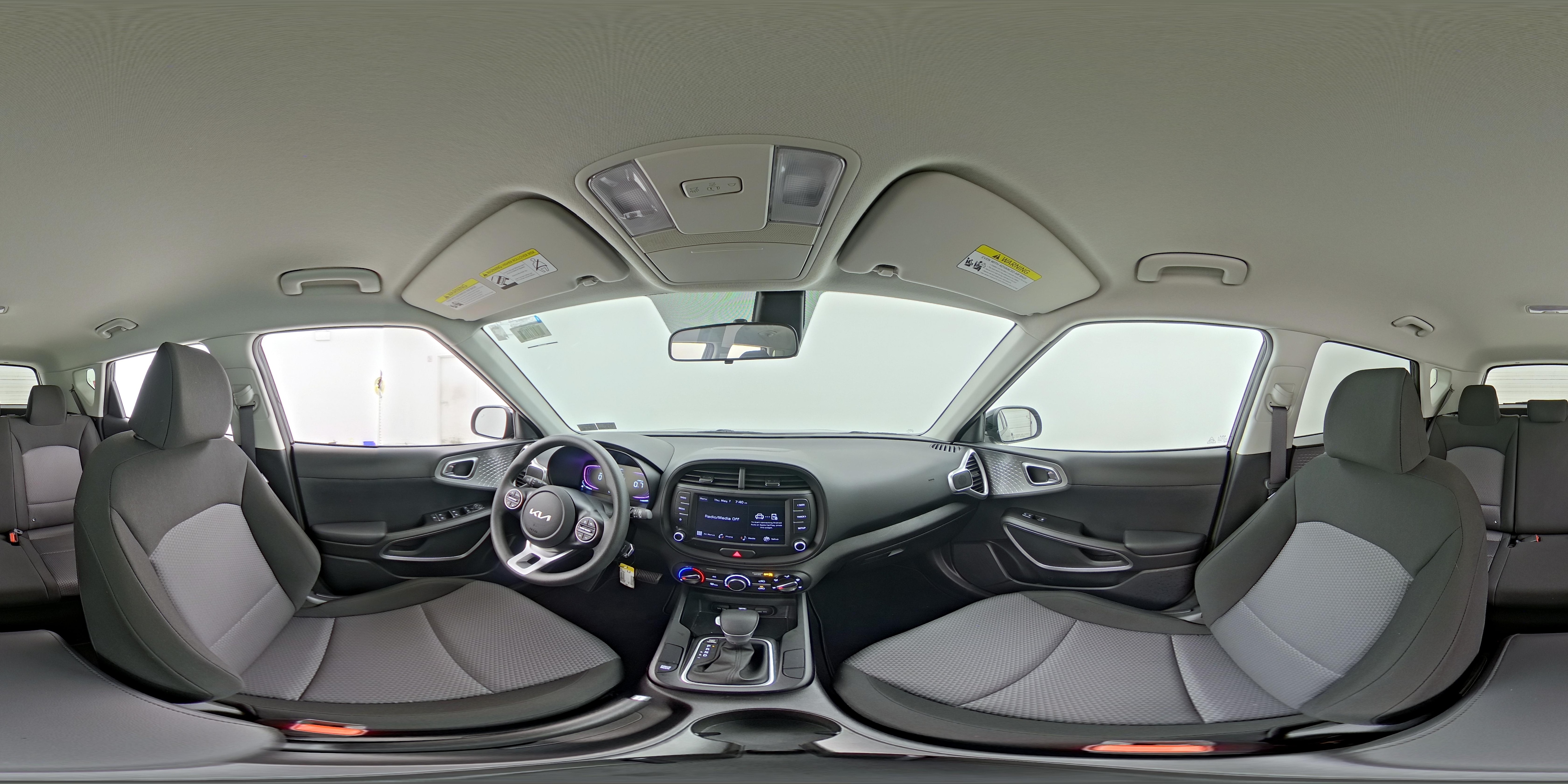 2023 Kia Soul LX - Photo 24