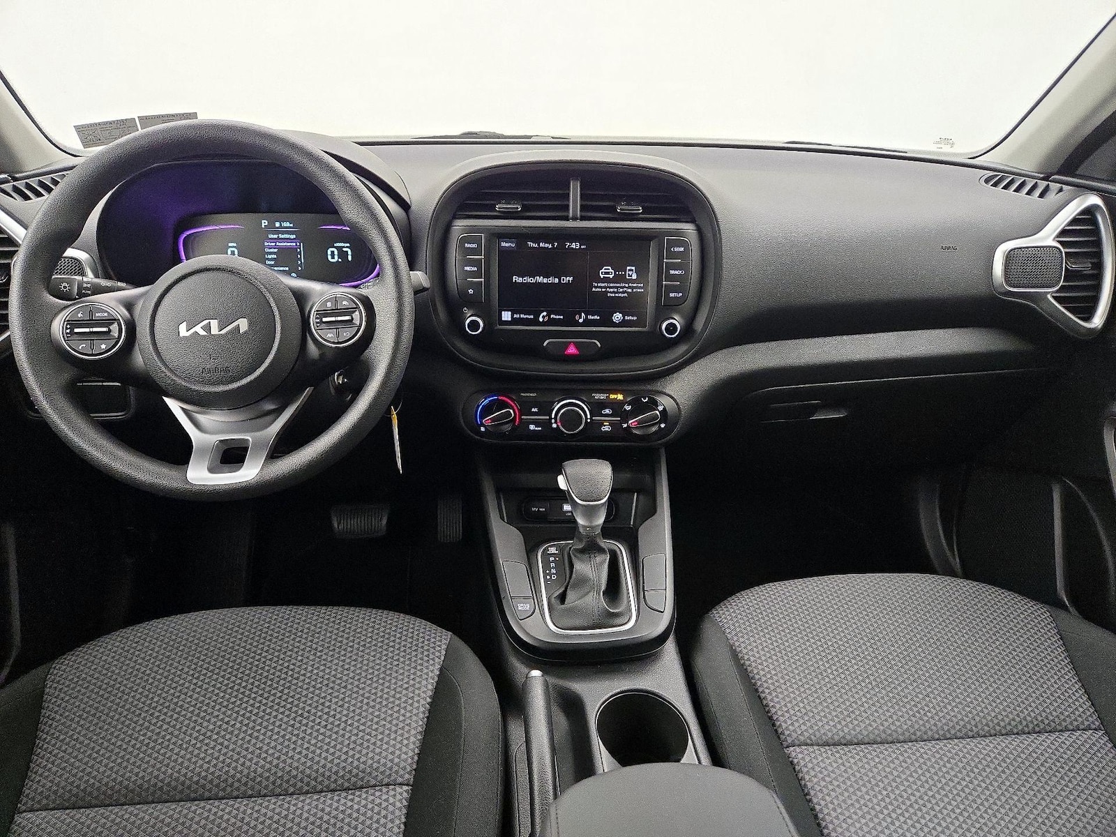 2023 Kia Soul LX - Photo 10