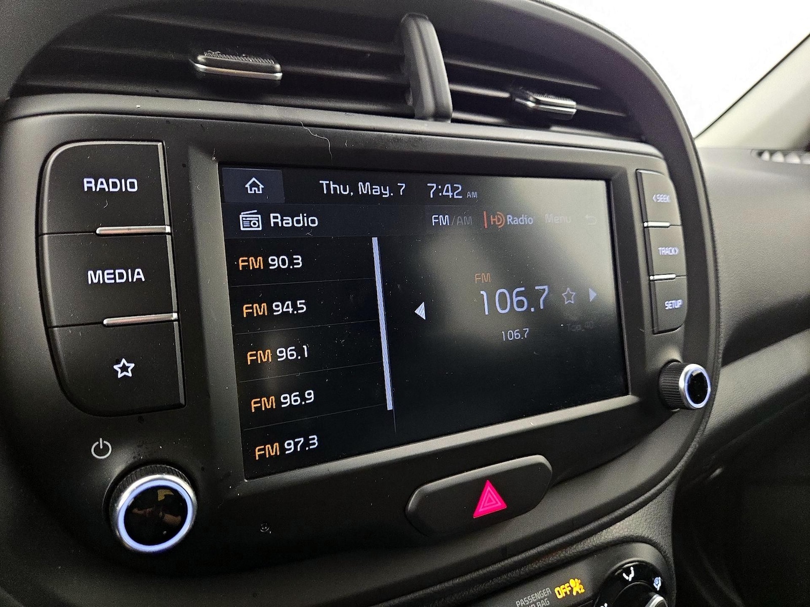 2023 Kia Soul LX - Photo 16