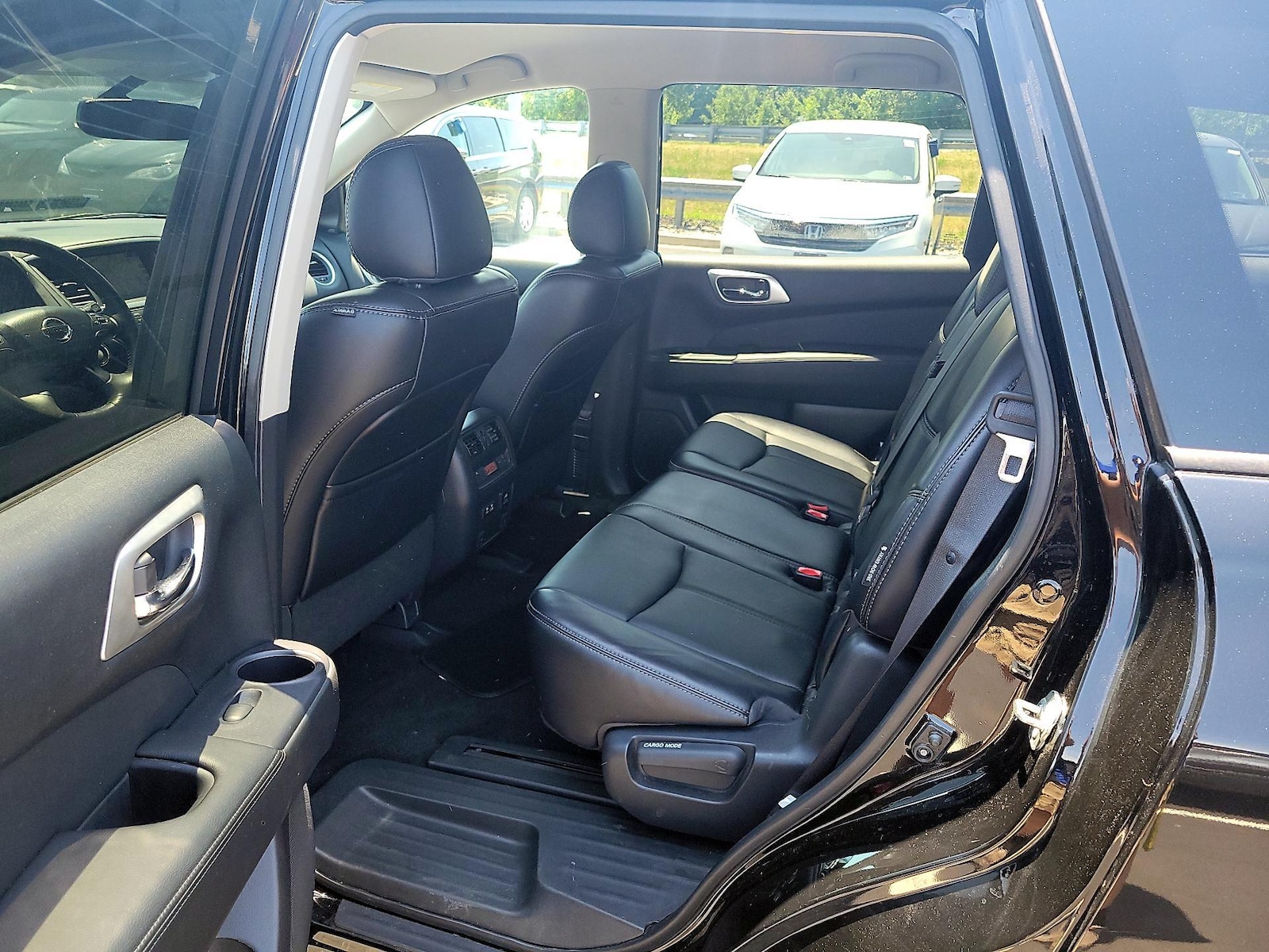 2020 Nissan Pathfinder SL - Photo 20