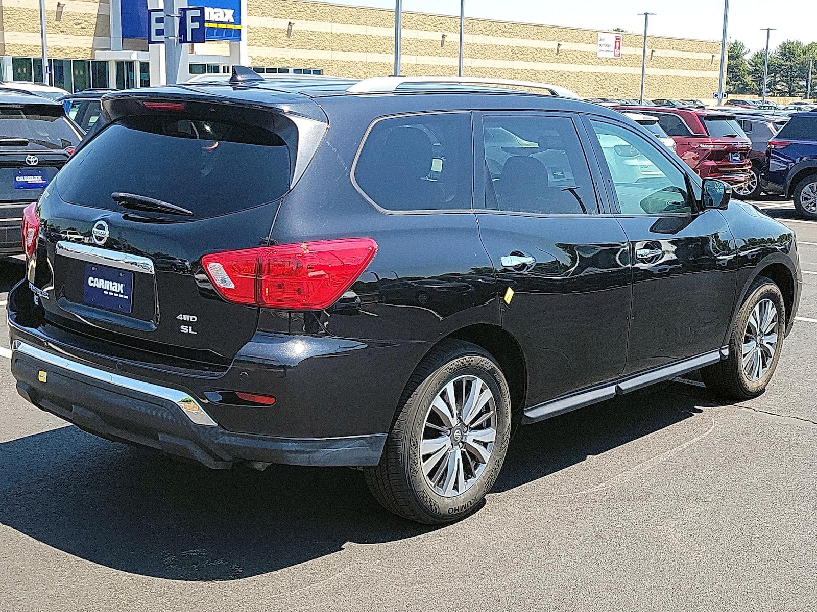 2020 Nissan Pathfinder SL - Photo 6