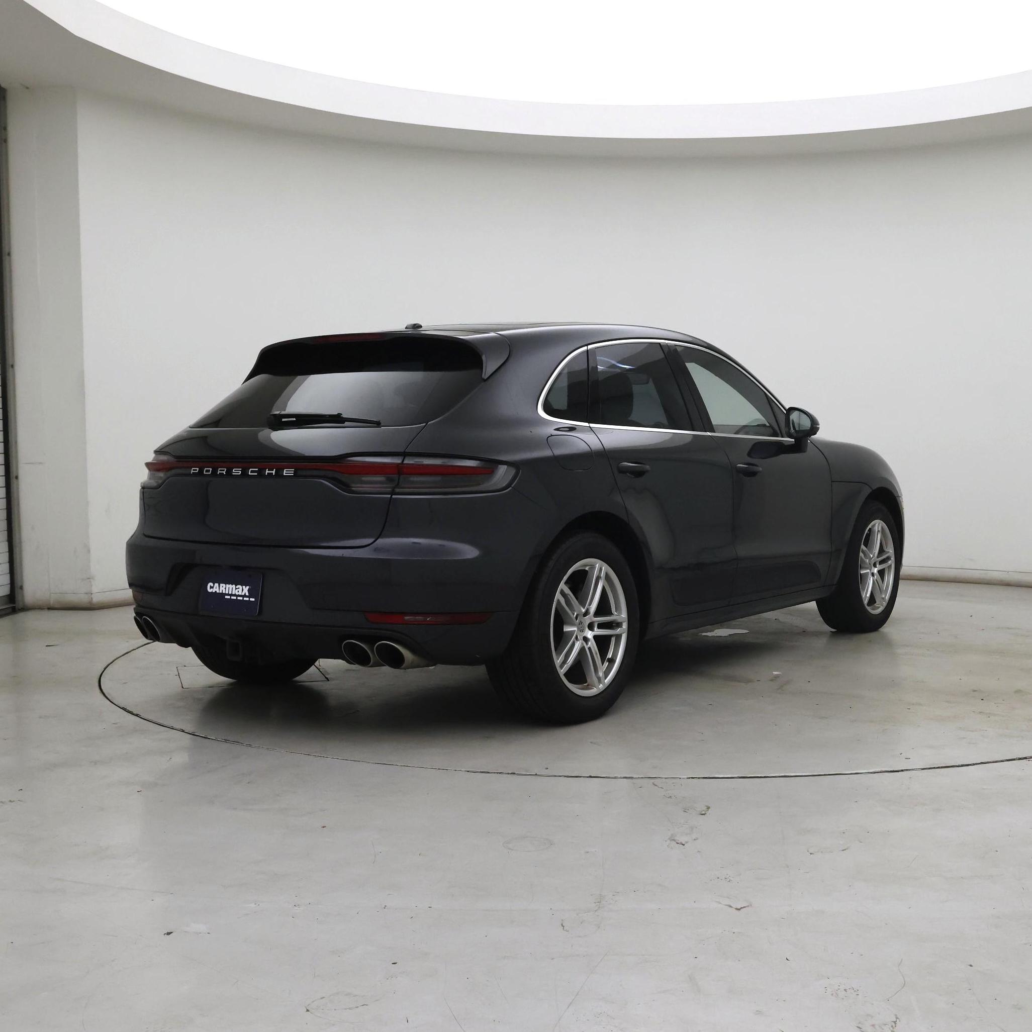 Thumbnail: 2020 Porsche Macan - 8
