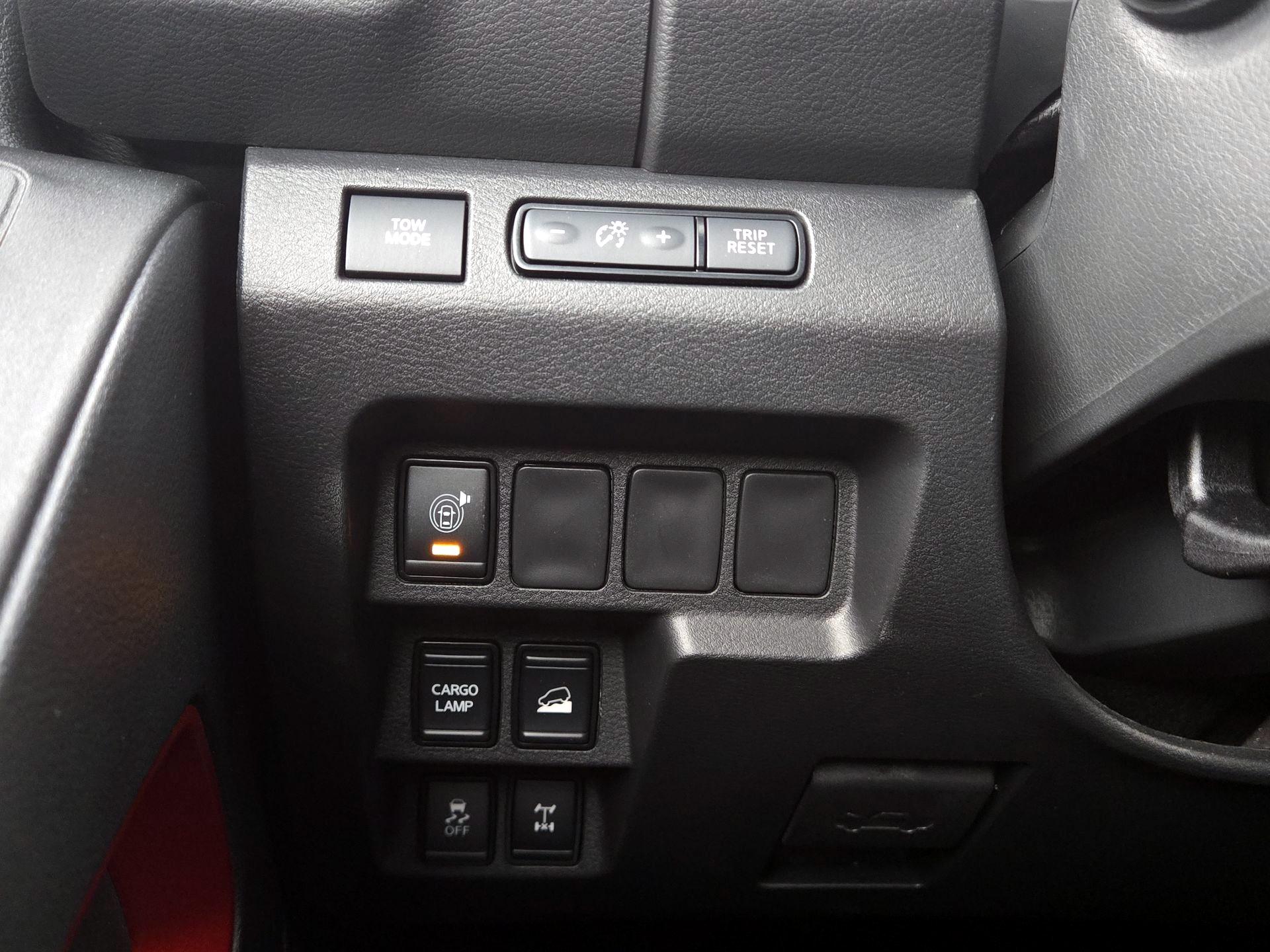 Thumbnail: 2025 Nissan Frontier - 13