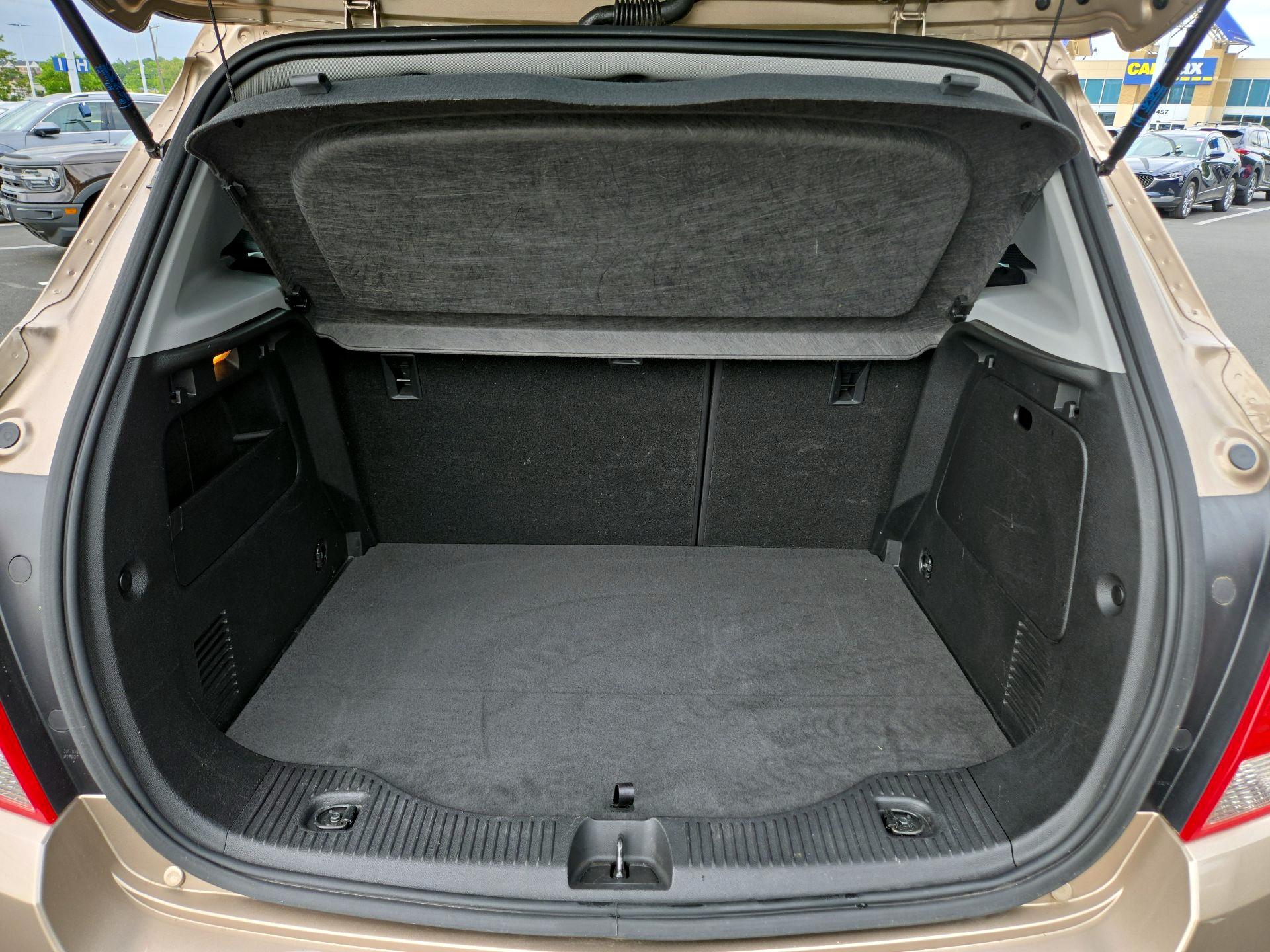 Thumbnail: 2018 Chevrolet Trax - 18