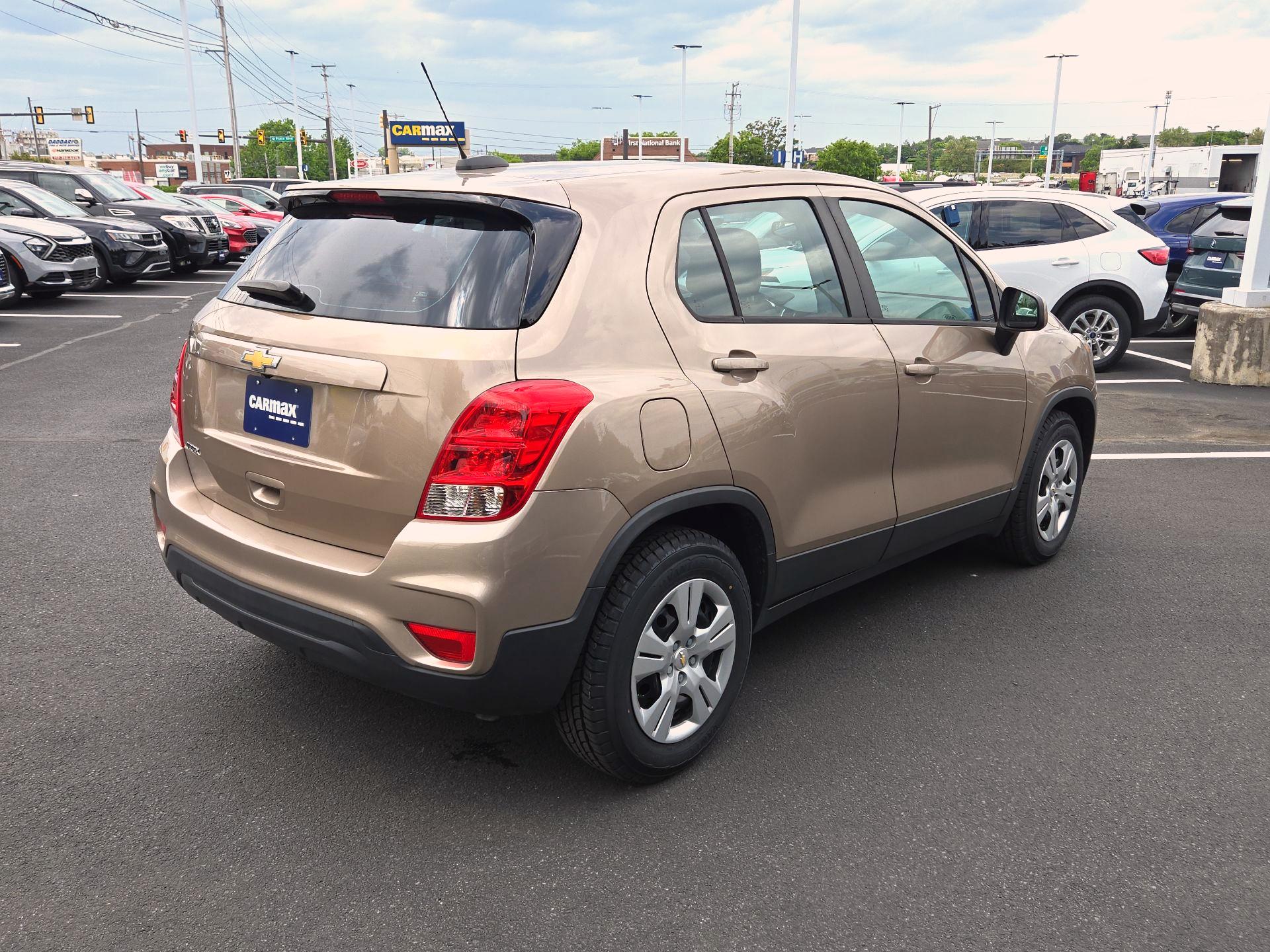 Thumbnail: 2018 Chevrolet Trax - 5