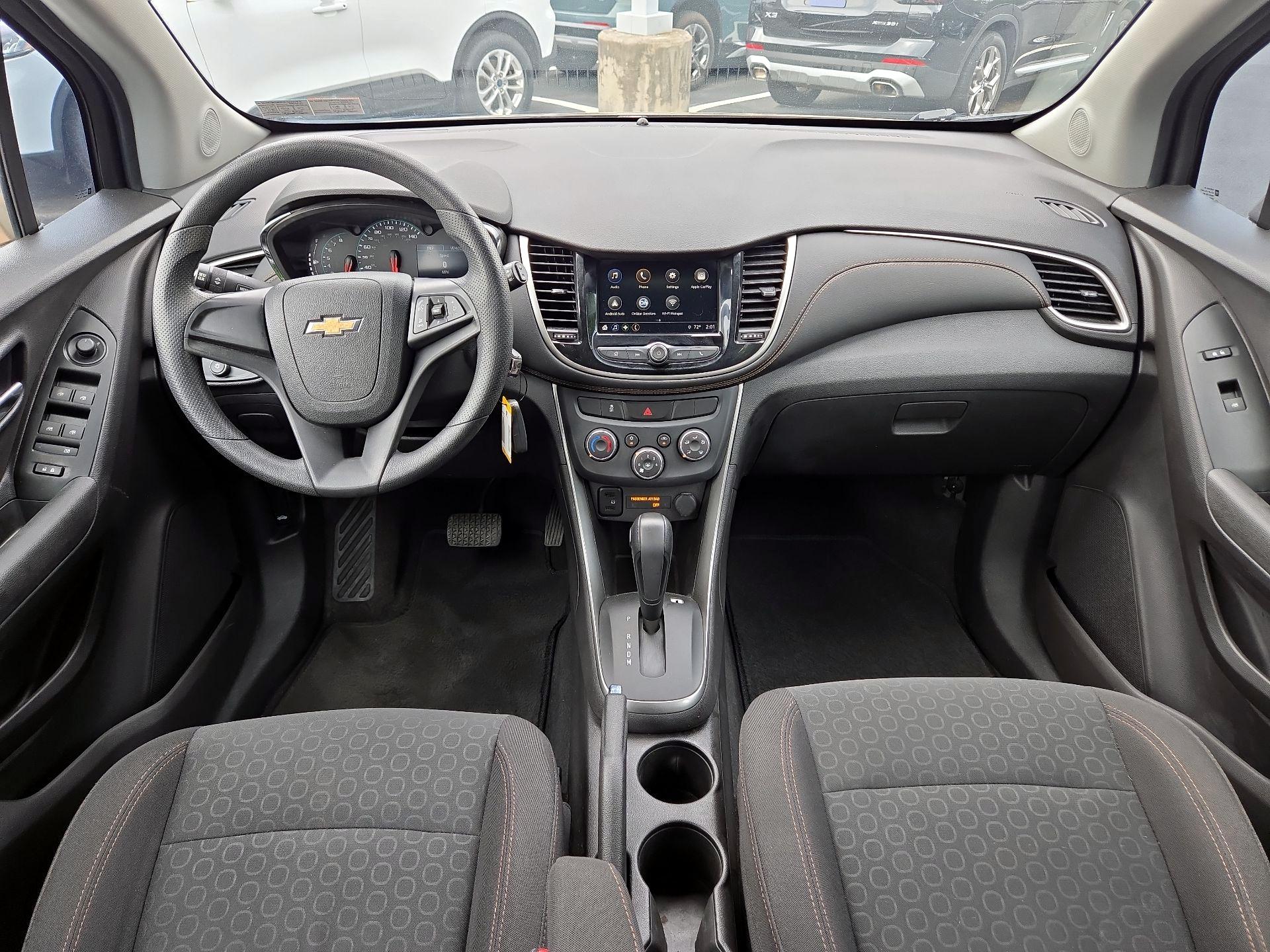 Thumbnail: 2018 Chevrolet Trax - 8