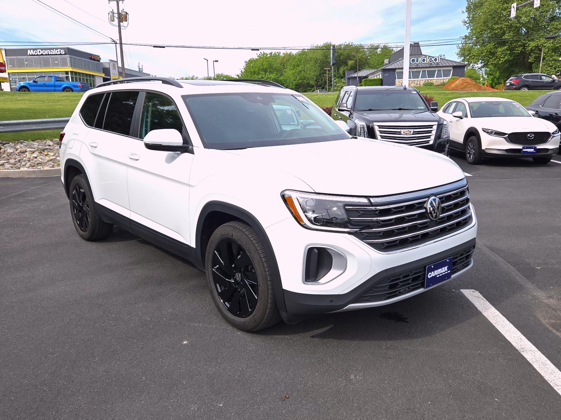 Thumbnail: 2024 Volkswagen Atlas - 1