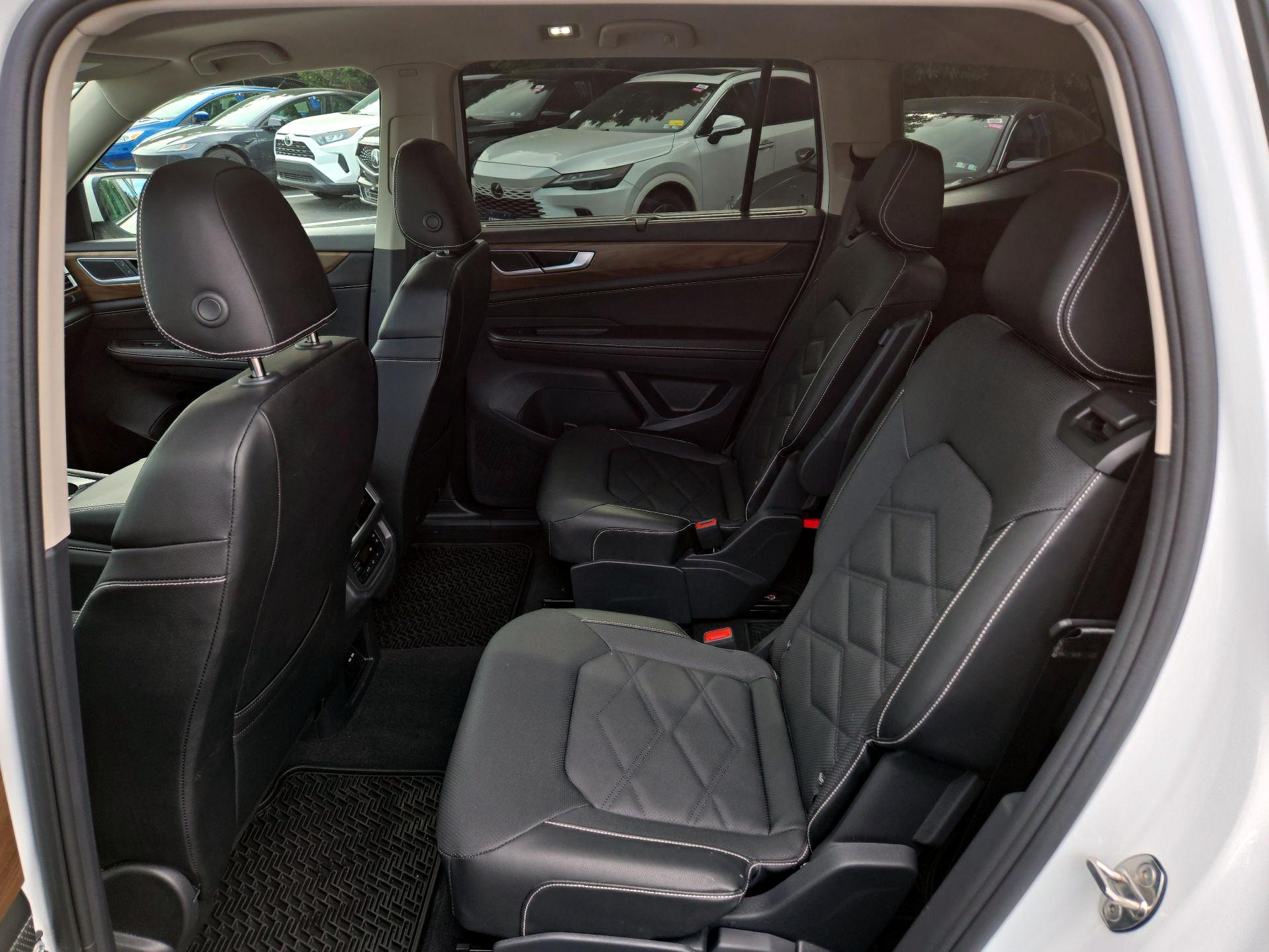 Thumbnail: 2024 Volkswagen Atlas - 18