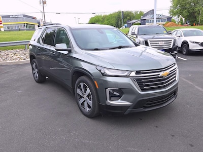2022 Chevrolet Traverse LT Leather