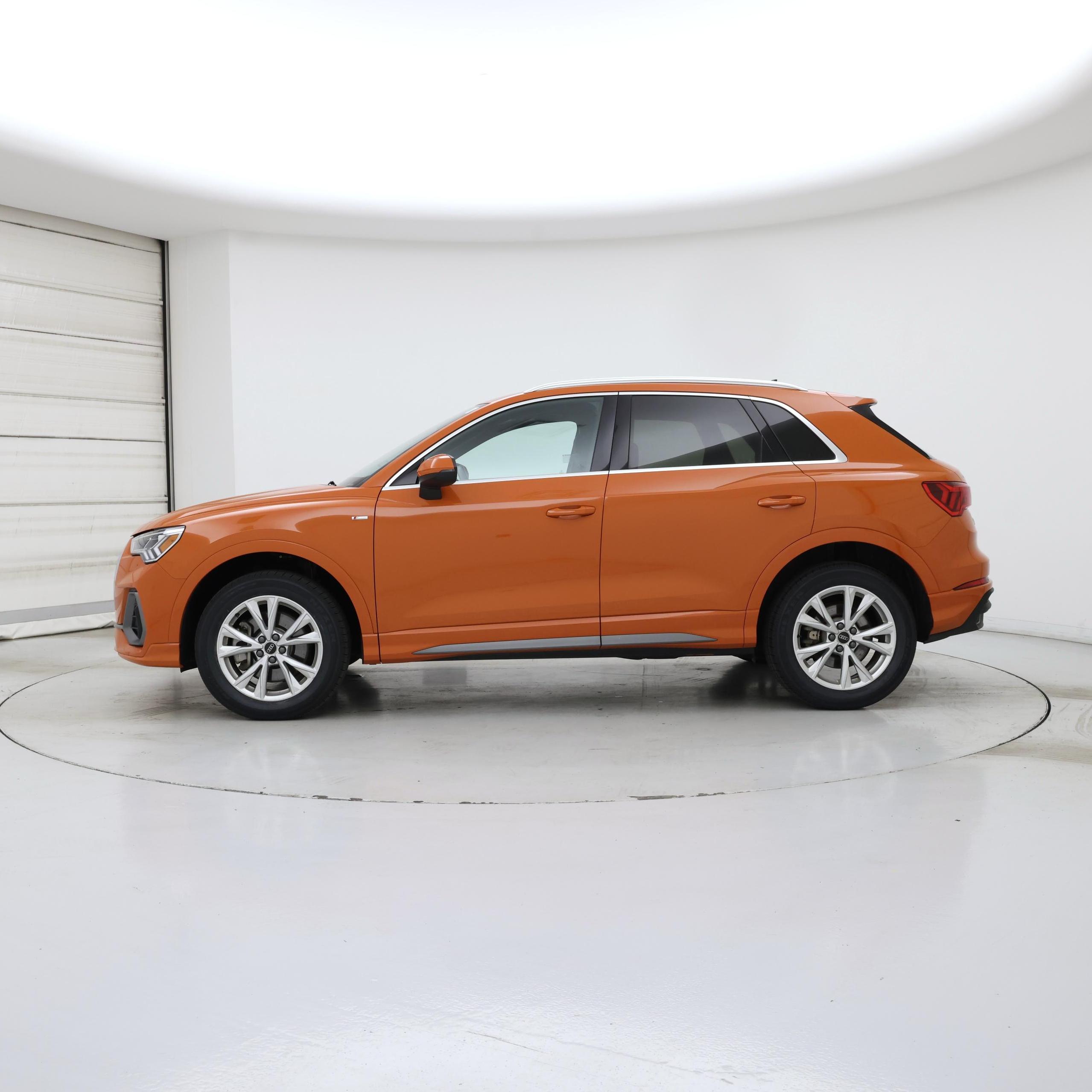 Thumbnail: 2025 Audi Q3 - 3