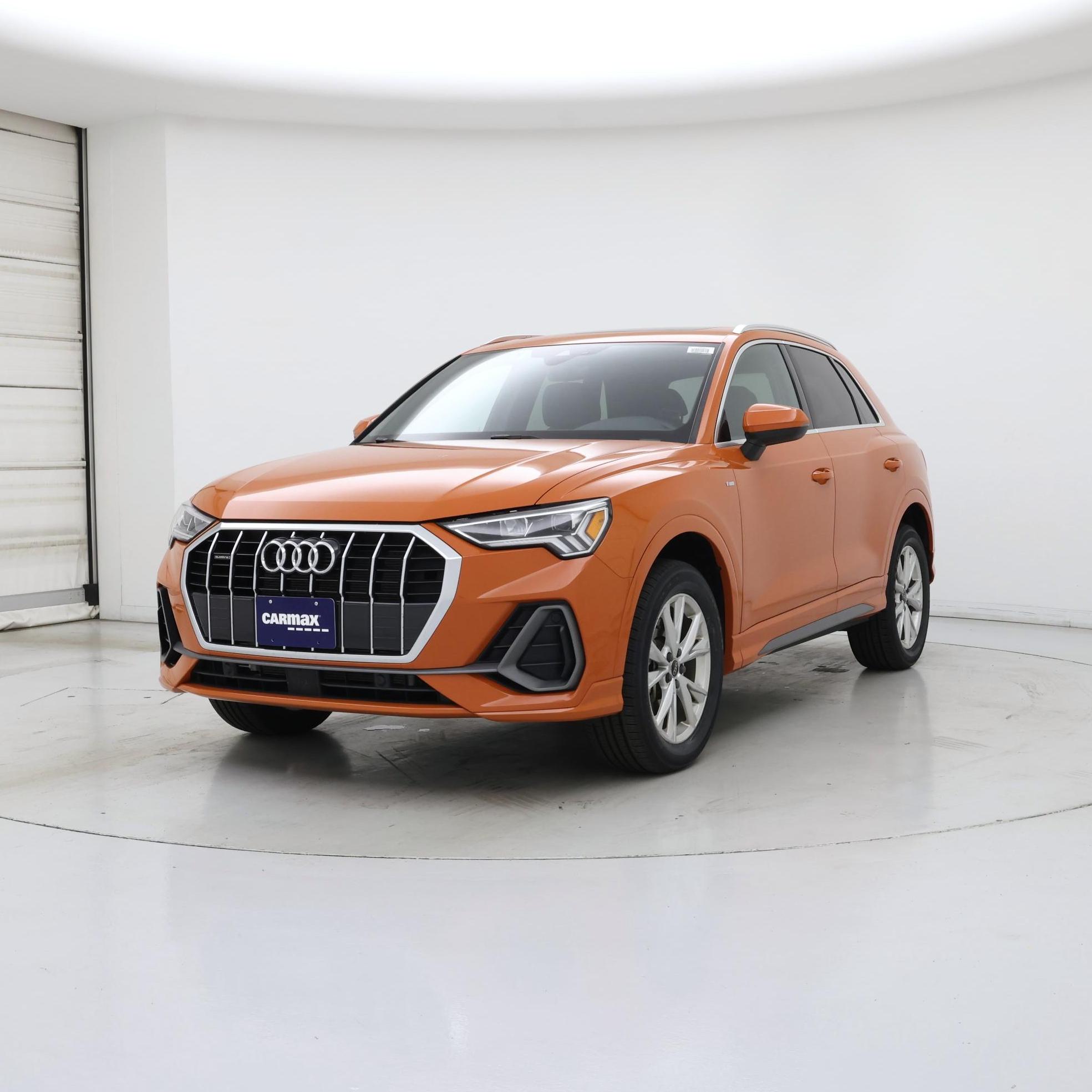 Thumbnail: 2025 Audi Q3 - 4