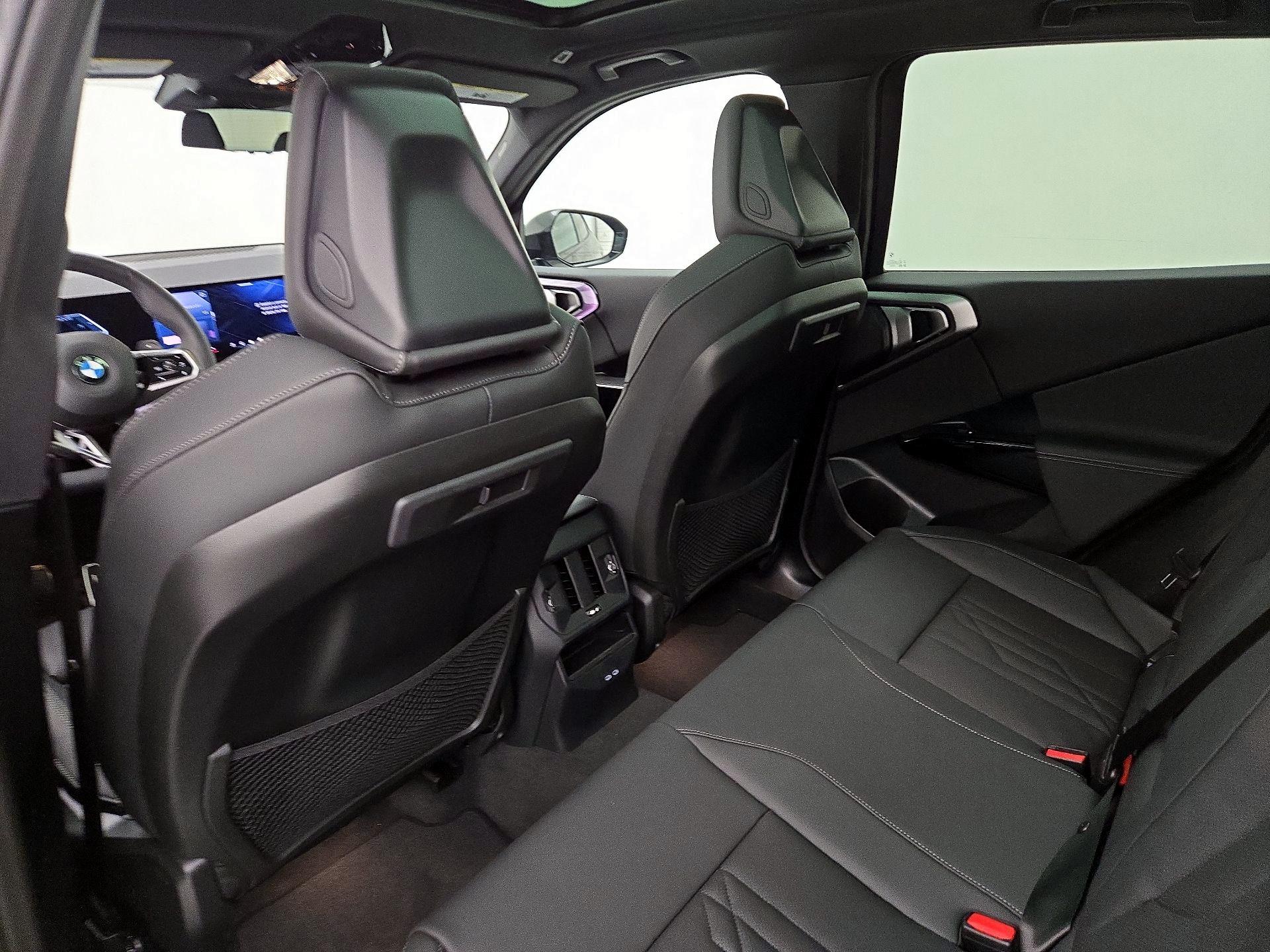 Thumbnail: 2026 BMW X3 - 20