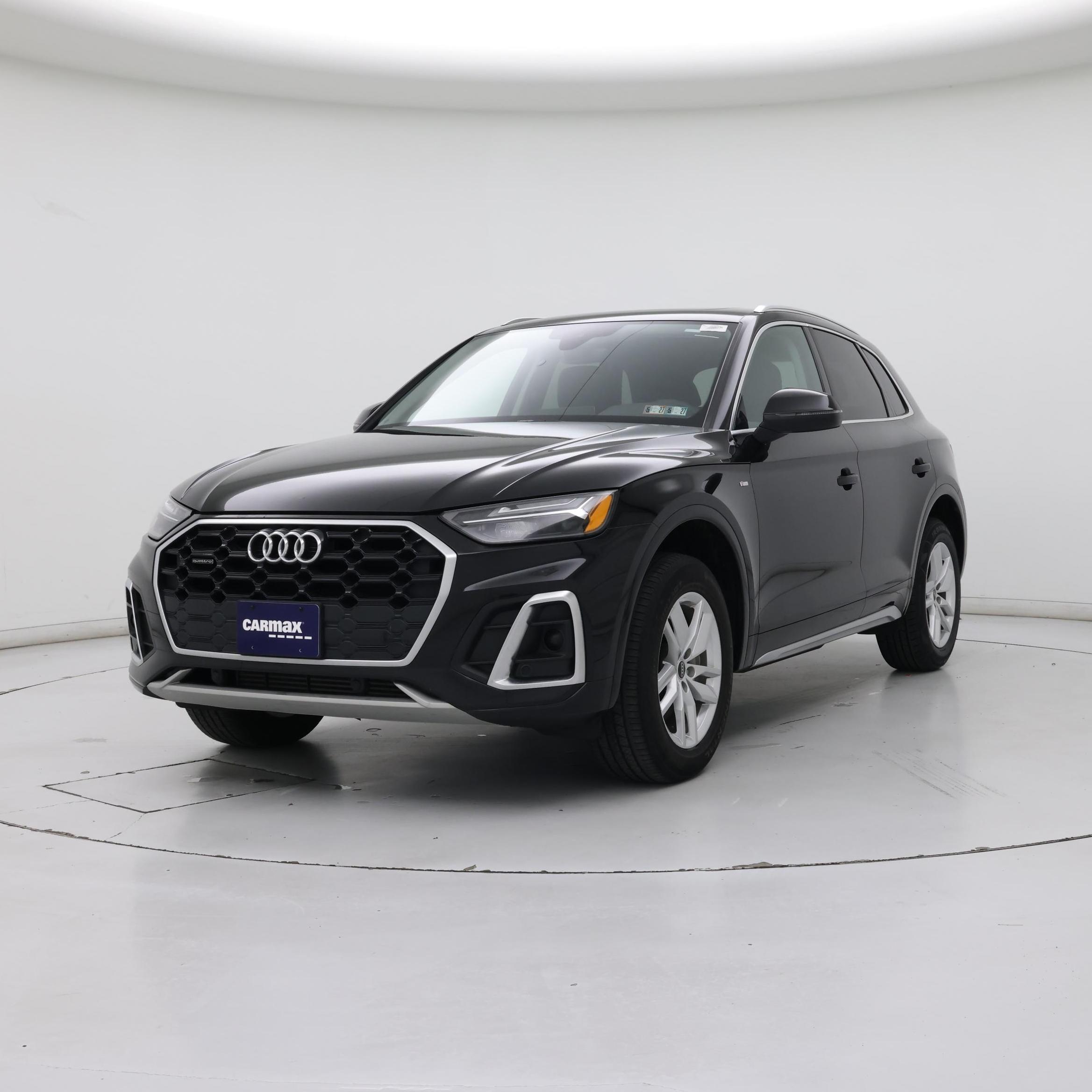 Thumbnail: 2023 Audi Q5 - 4