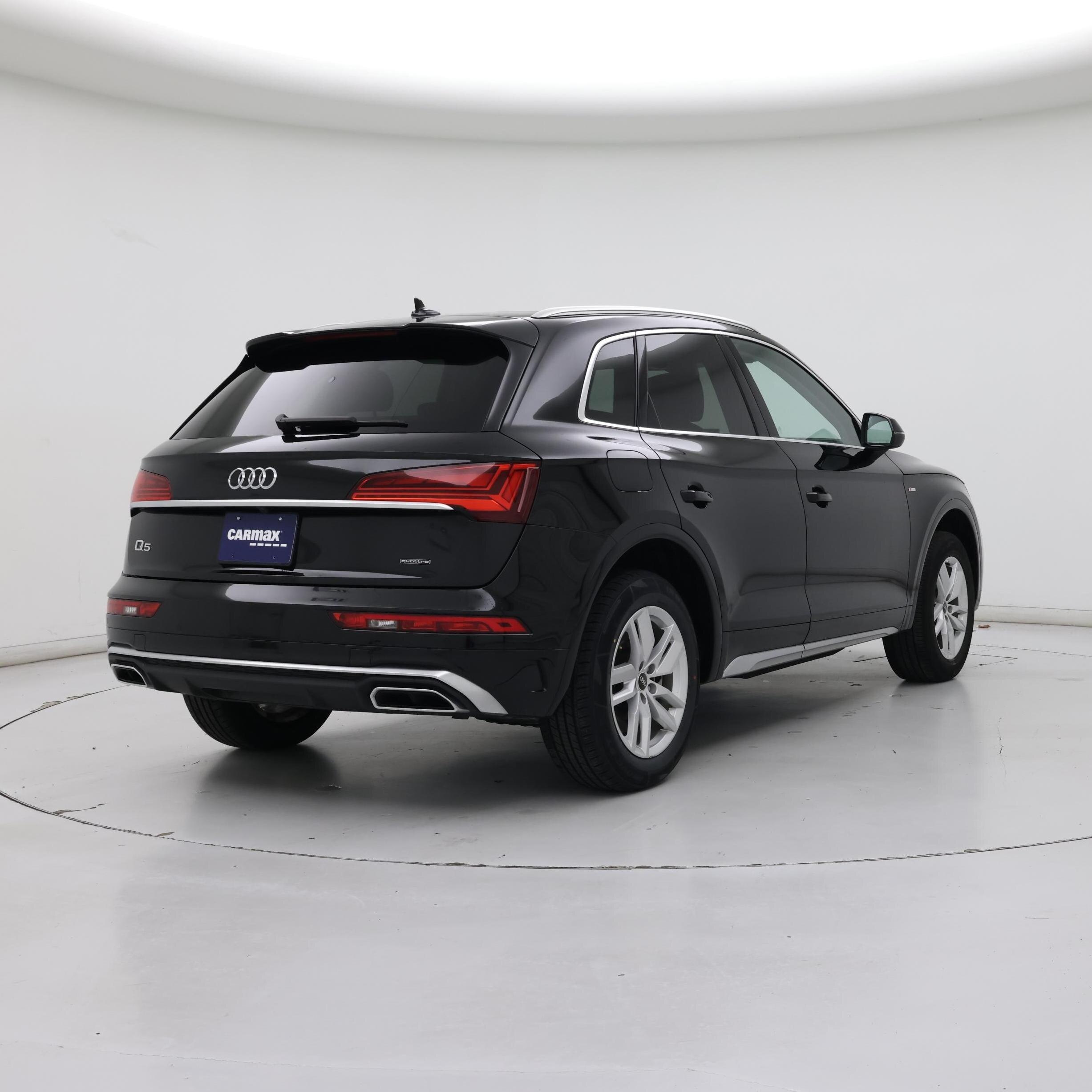 Thumbnail: 2023 Audi Q5 - 8