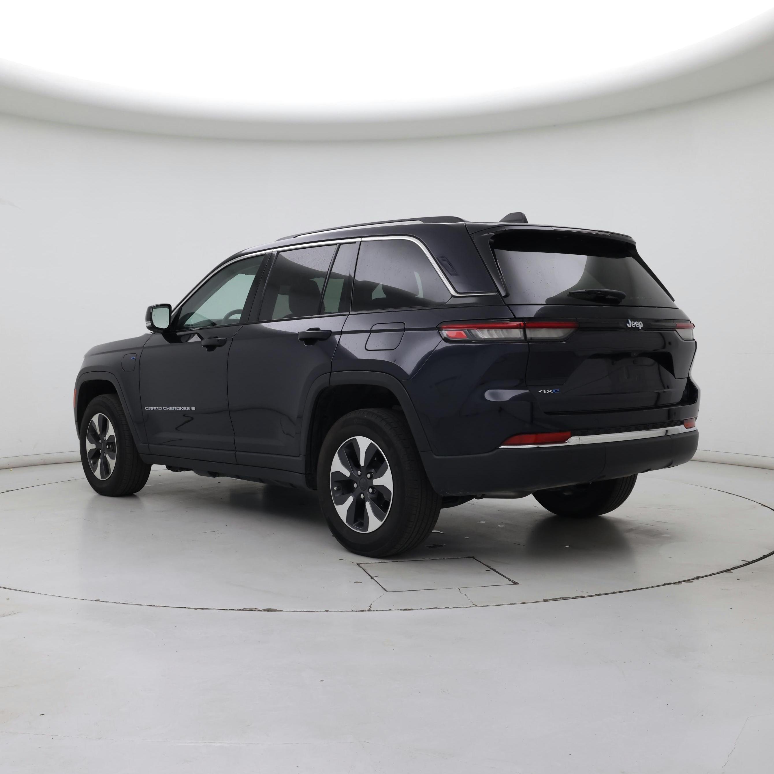 Thumbnail: 2023 Jeep Grand Cherokee - 2