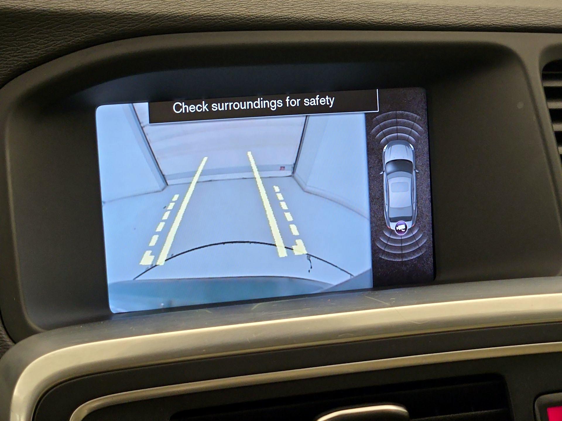 Thumbnail: 2015 Volvo S60 - 14