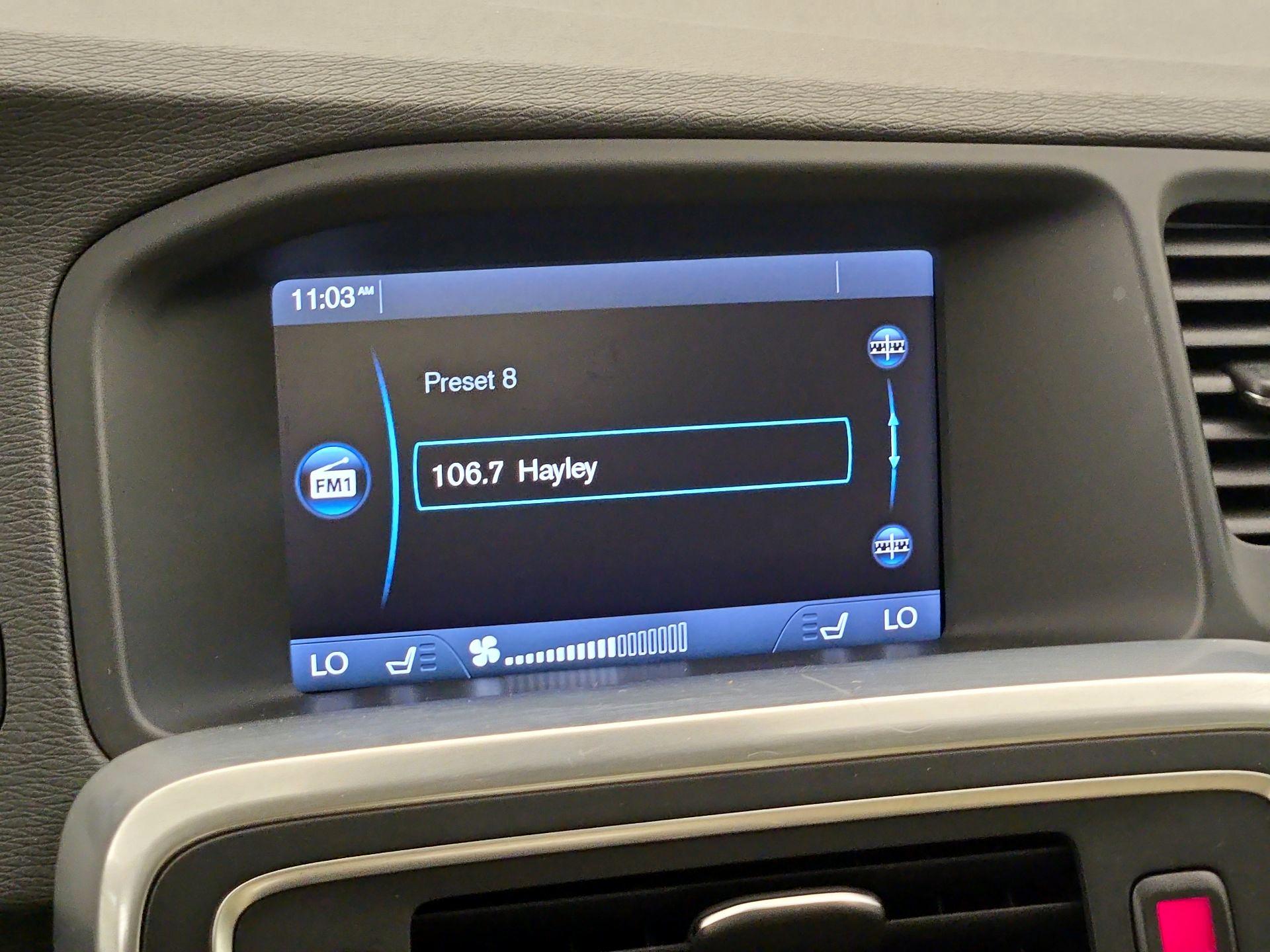 Thumbnail: 2015 Volvo S60 - 15