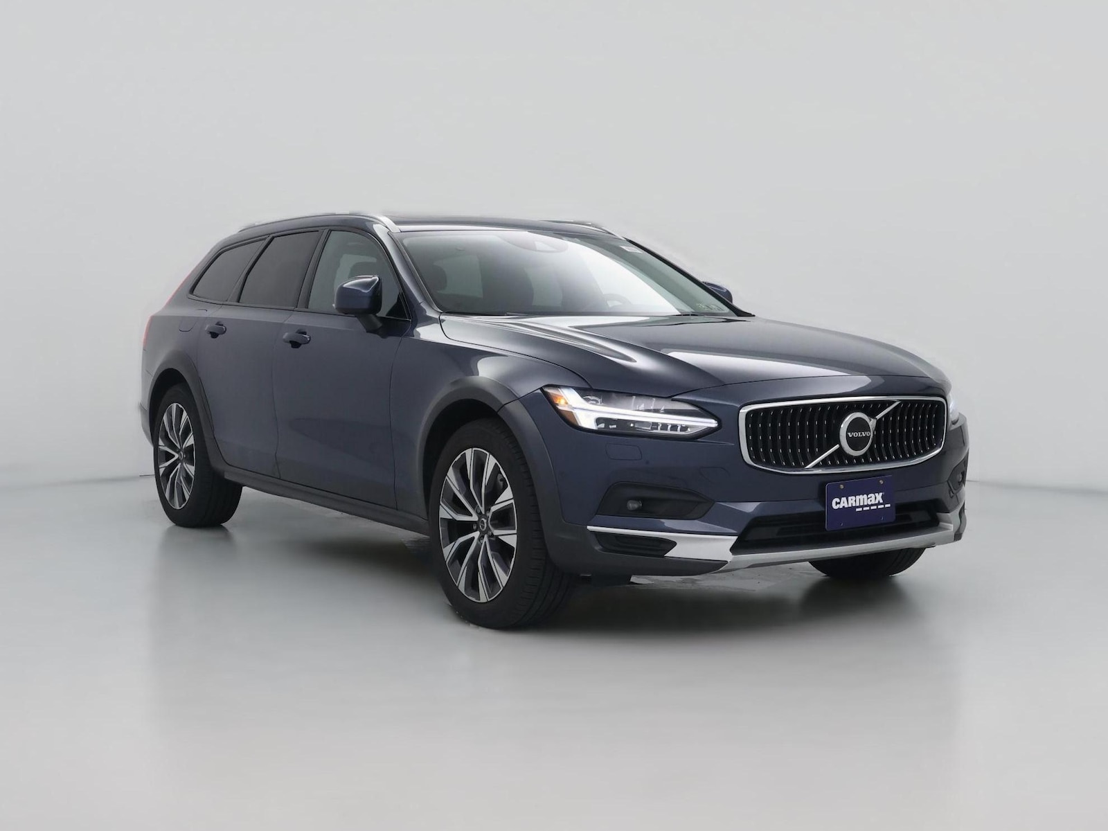 2021 Volvo V90 Cross Country Base