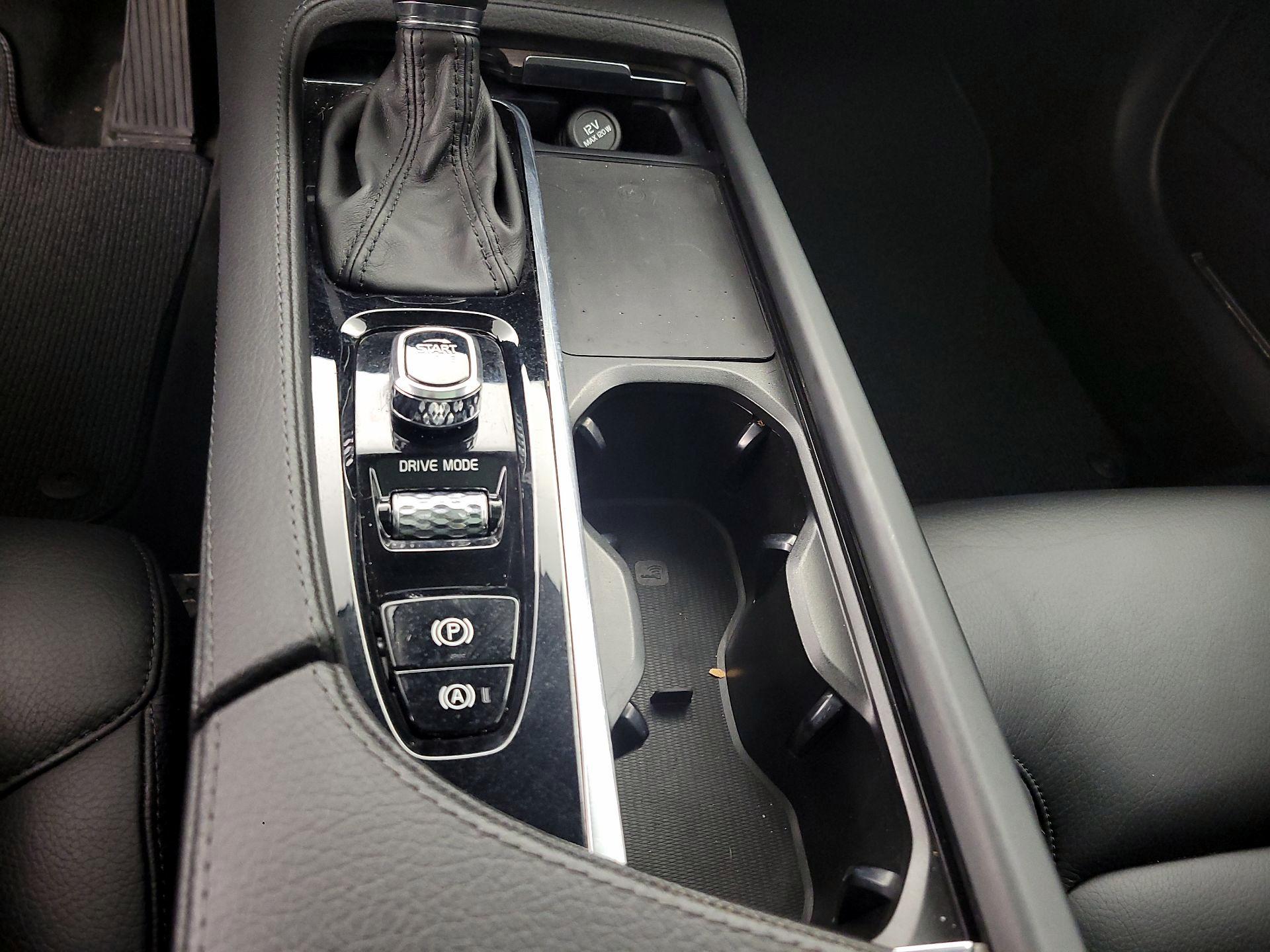 Thumbnail: 2021 Volvo S90 - 18