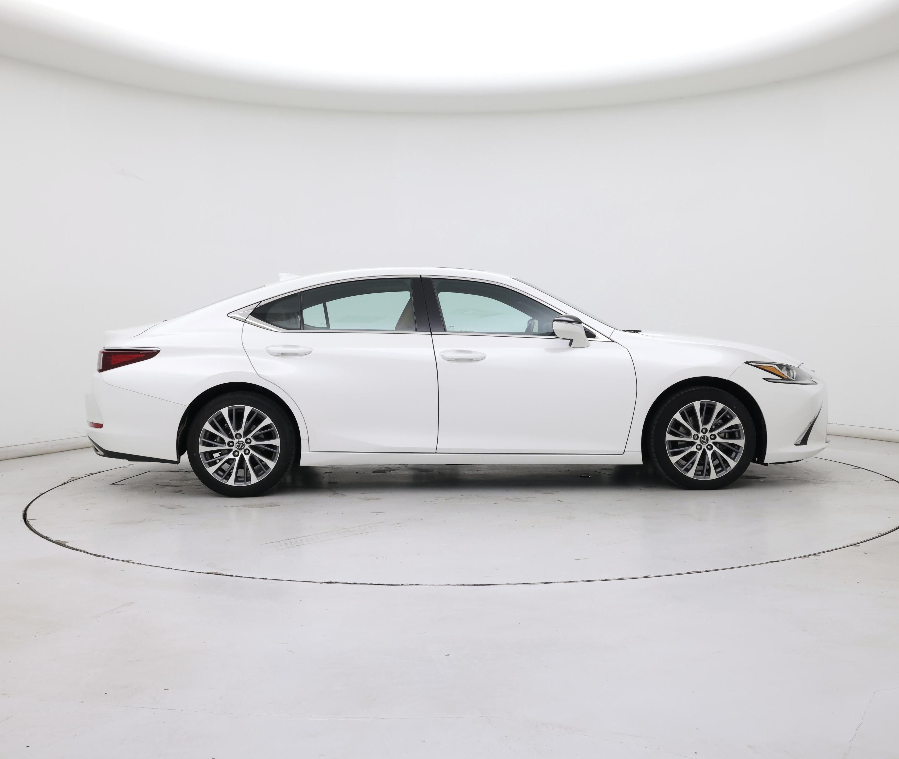 Thumbnail: 2019 Lexus ES - 7