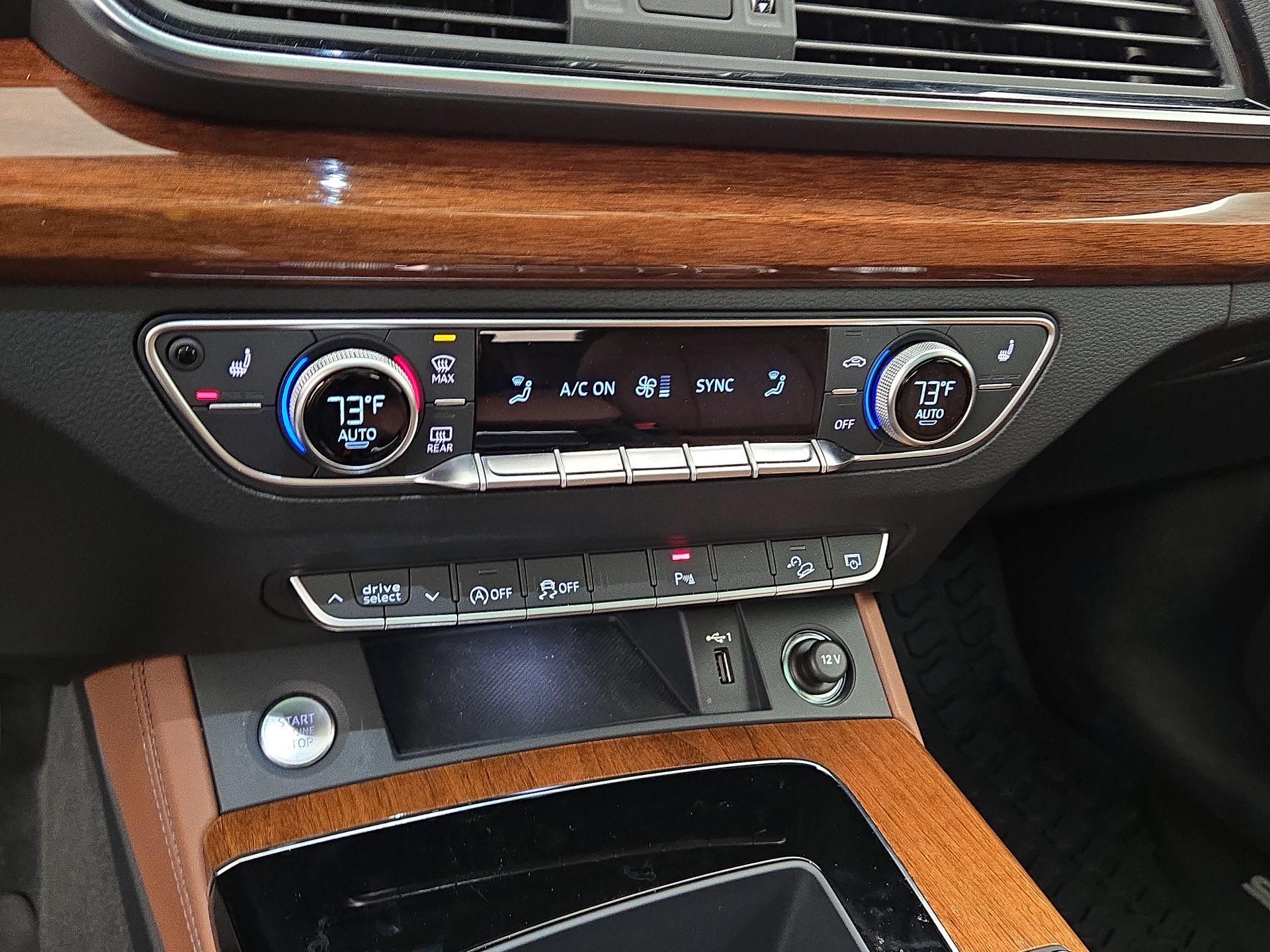 Thumbnail: 2022 Audi Q5 - 17