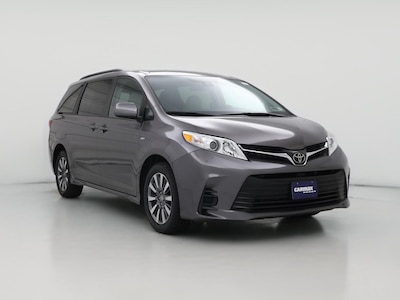 2020 Toyota Sienna LE