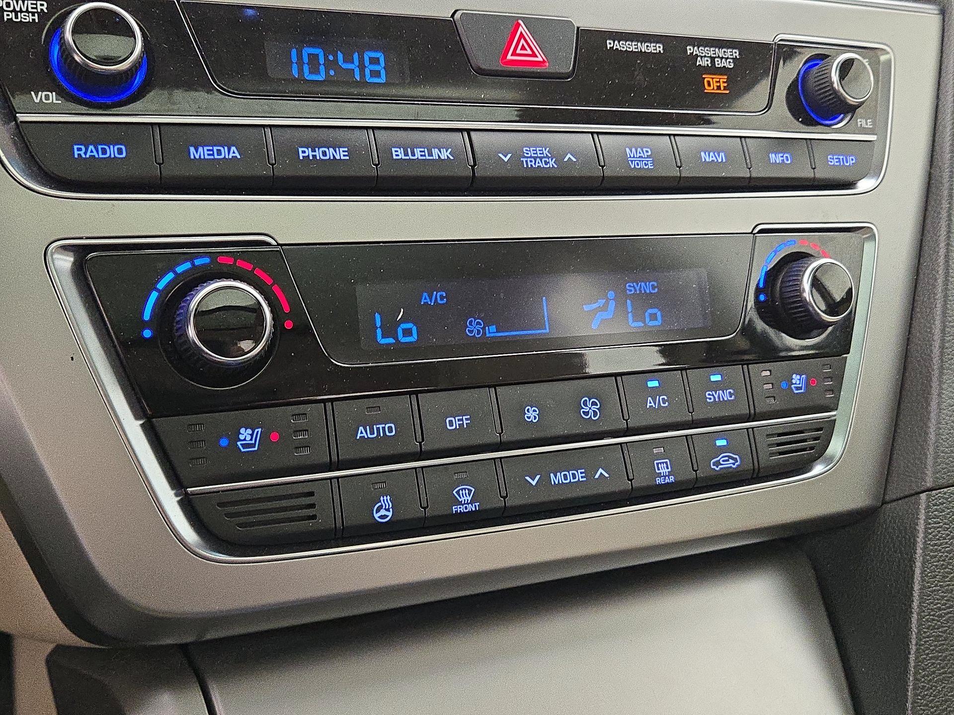 Thumbnail: 2015 Hyundai Sonata - 17
