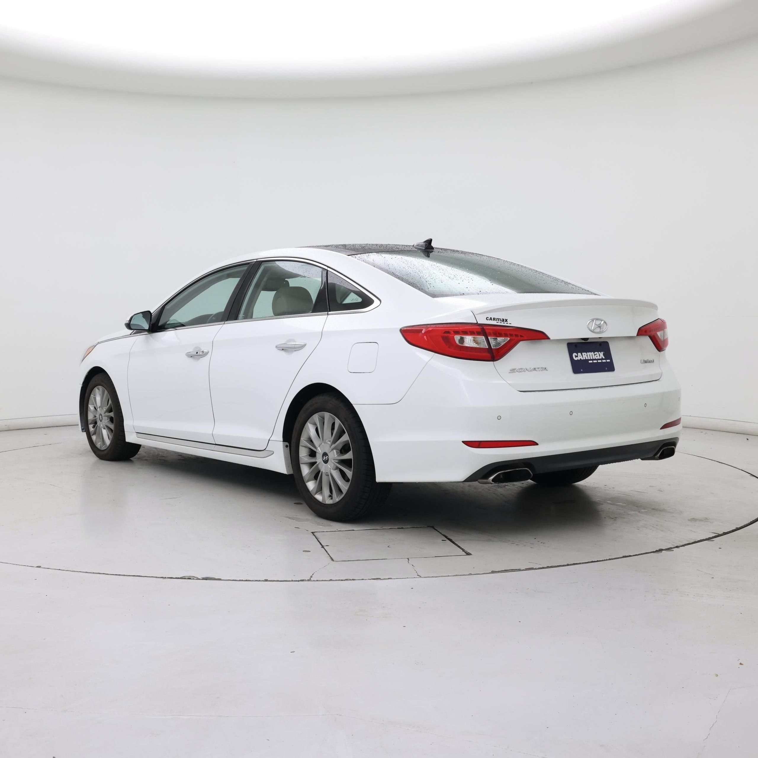 Thumbnail: 2015 Hyundai Sonata - 2
